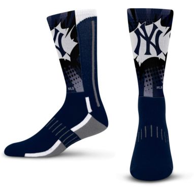 sorry, For Bare Feet Youth New York Yankees Mascot Kapow Socks is currently out of stock