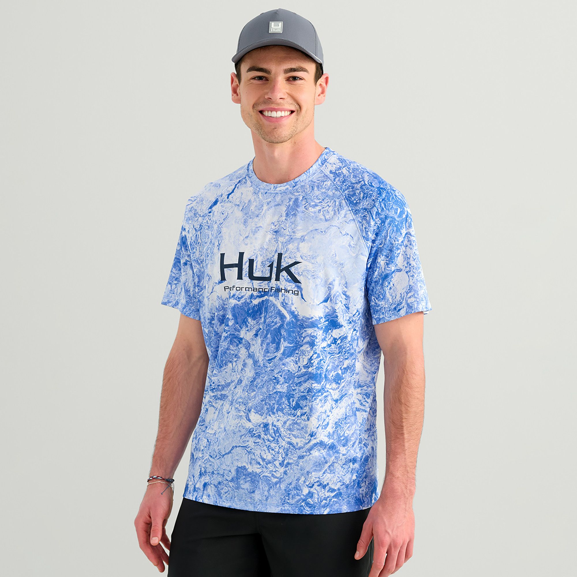 HUK Men's Mossy Oak Pursuit Short Sleeve Short Sleeve Crewneck Shirt product image