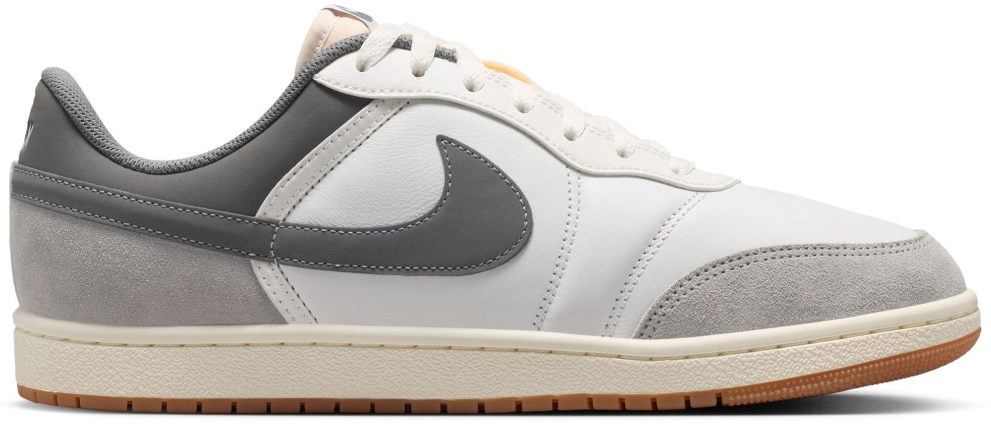 Air Jordan Skyline Low LE Shoes product image