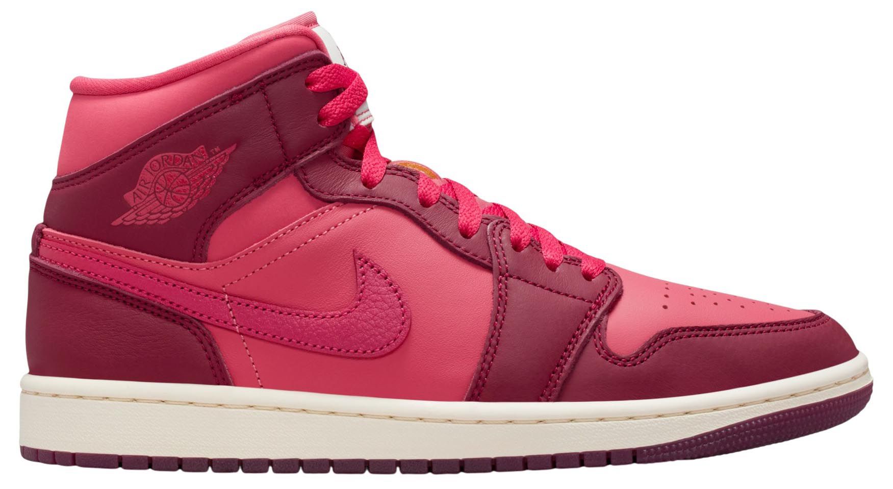 Air Jordan 1 Mid SE Women's Shoes product image