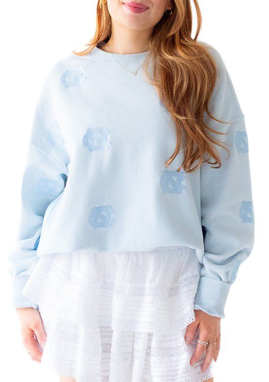 Gameday Social Women's North Carolina Tar Heels Pale Blue Lantern Crew Pullover Sweatshirt product image