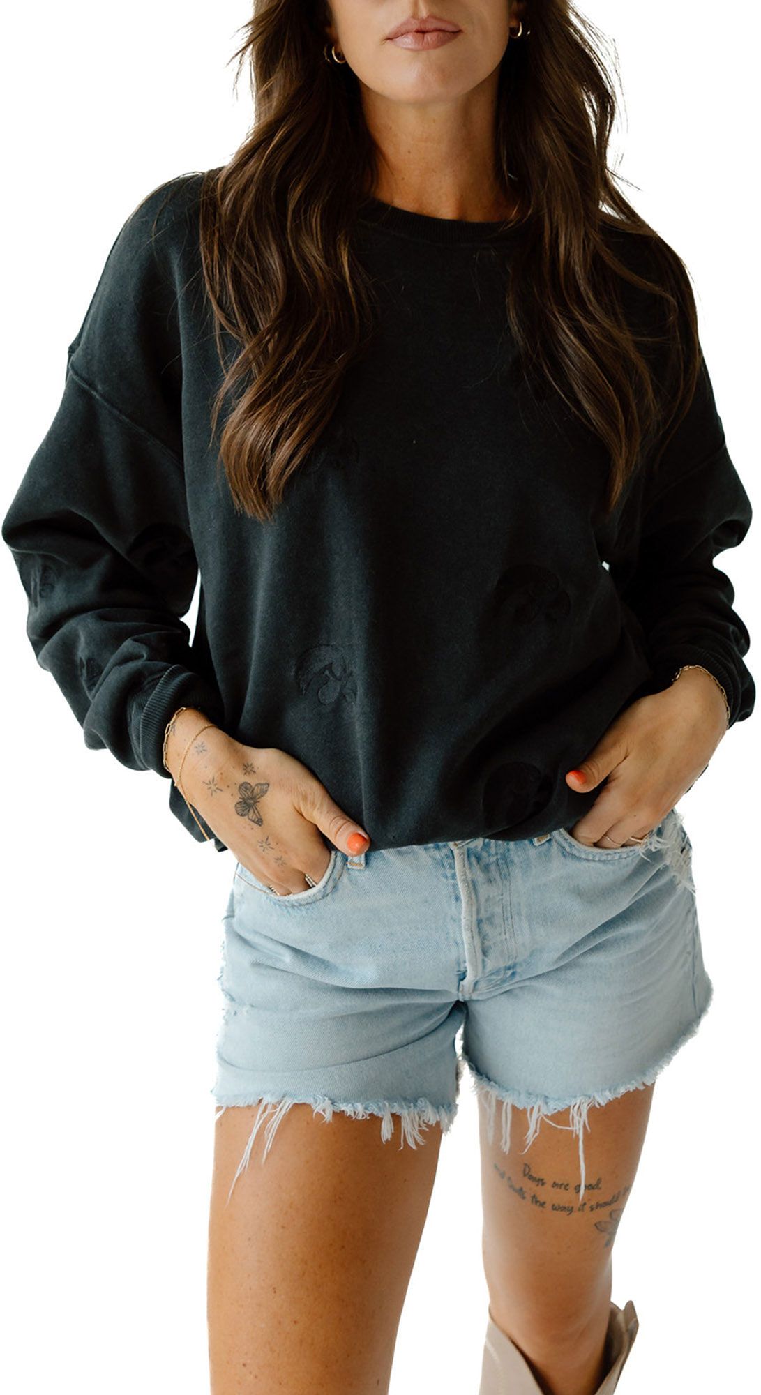 Gameday Social Women's Iowa Hawkeyes Black Lantern Crew Pullover Sweatshirt product image