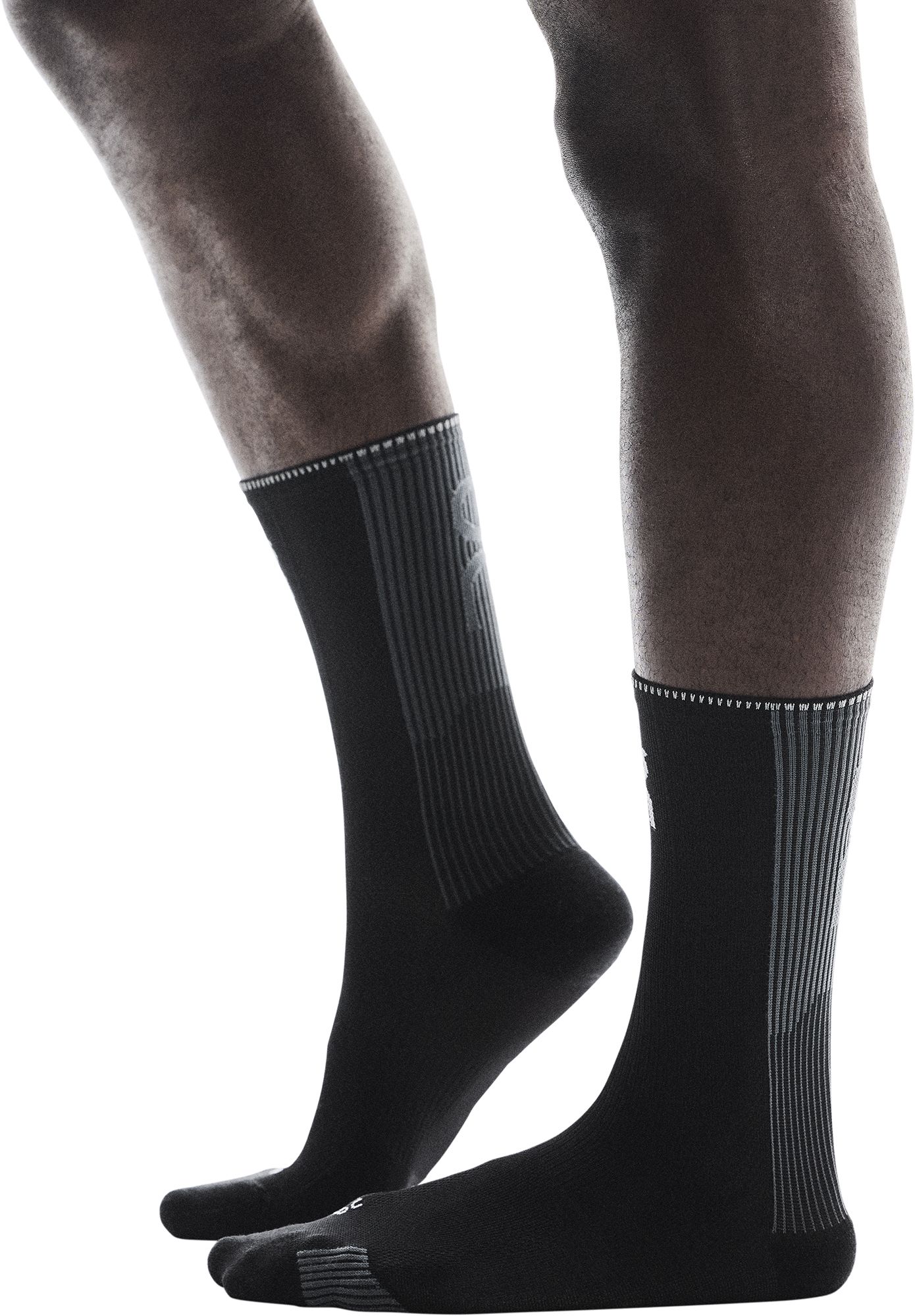 On Adult Performance Run High Sock product image