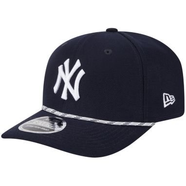 sorry, New Era Adult New York Yankees Navy Multi Rope 9Seventy Adjustable Stretch-Snap Hat is currently out of stock