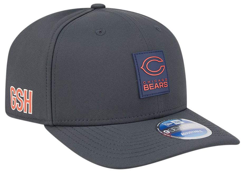 New Era Adult Chicago Bears Charcoal Sideline 9Seventy Adjustable Stretch-Snap Hat product image