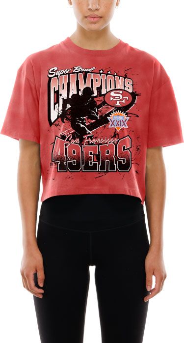 New Era Women's San Francisco 49ers Red Classic Logo T-Shirt product image