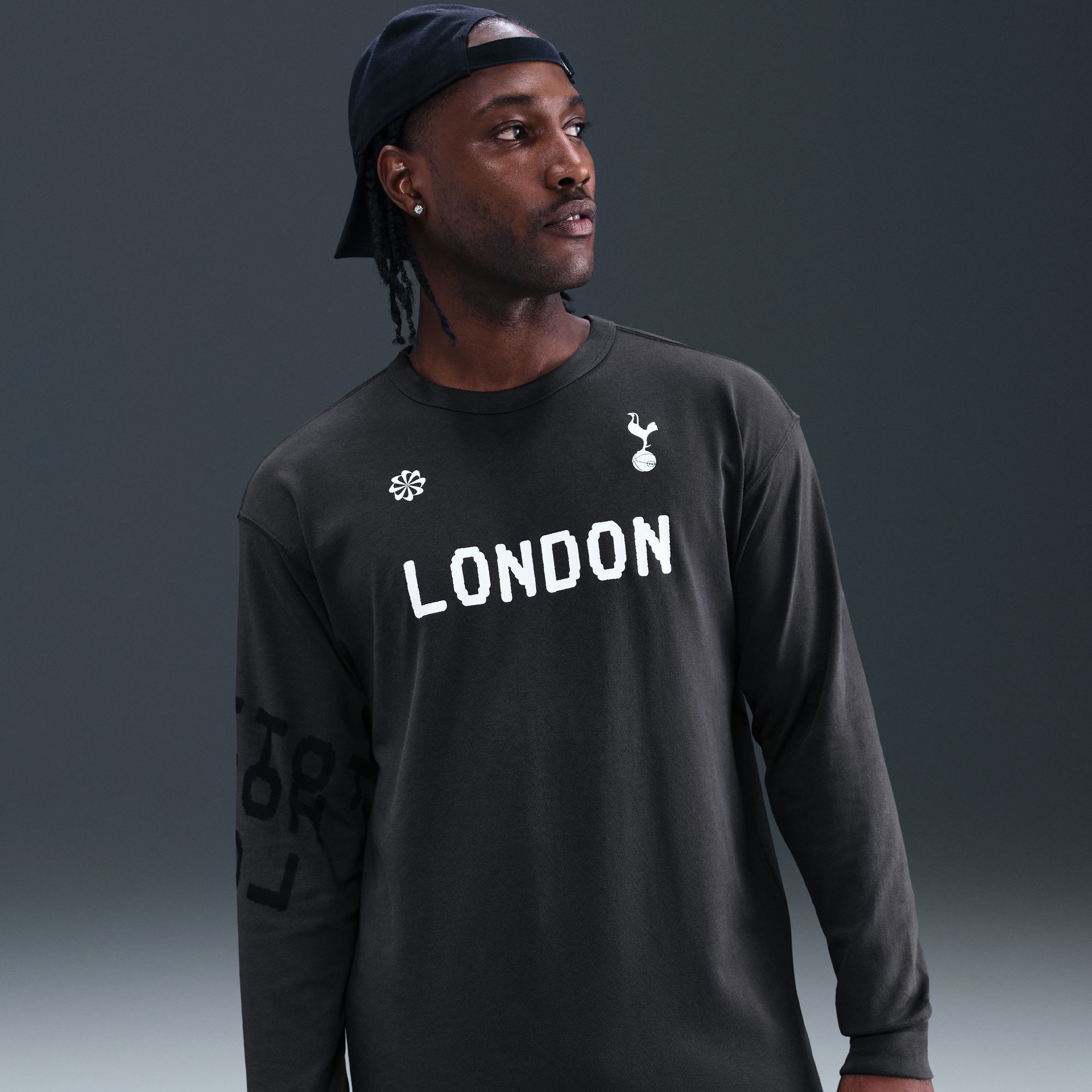 Nike Adult Tottenham Hotspur Anthracite 2025 Graphic Long Sleeve T-Shirt product image