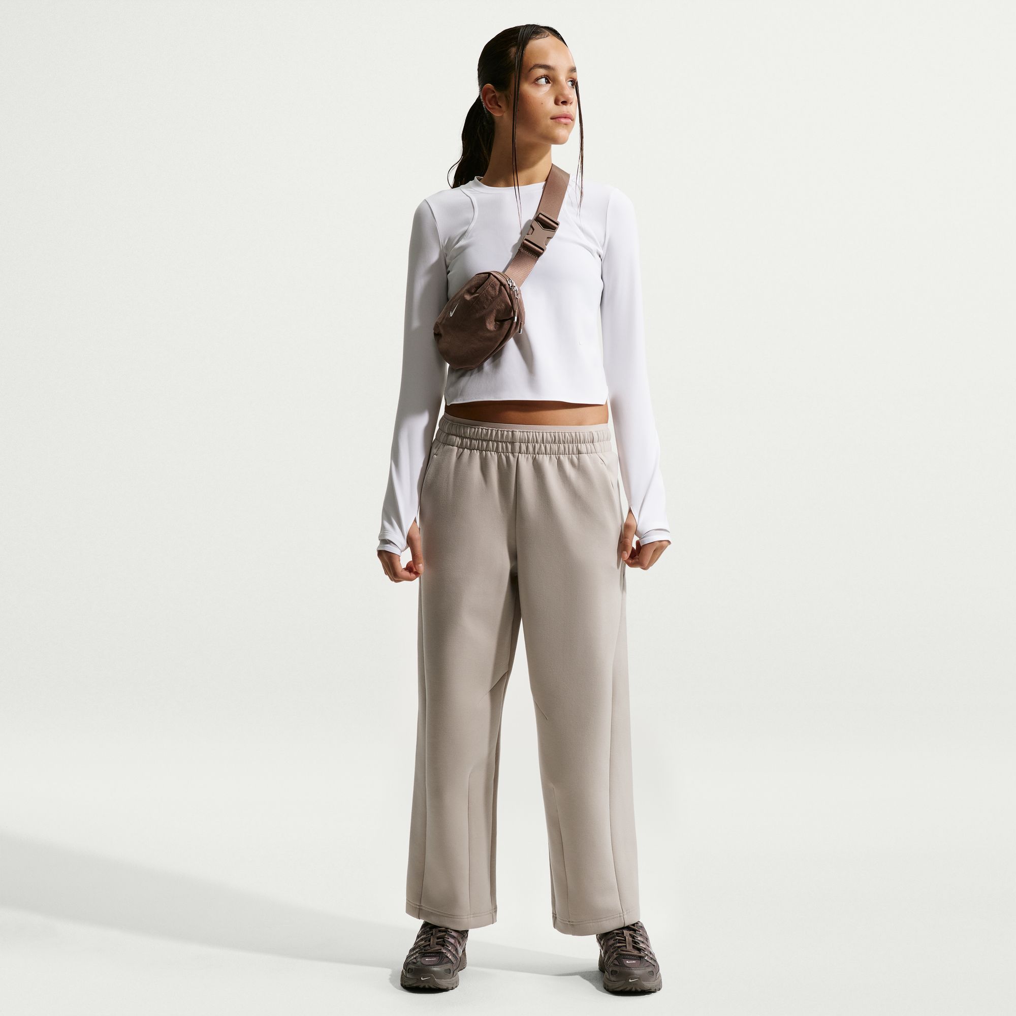 Nike Girls' MAVN High-Rise Therma-FIT Knit Pants product image