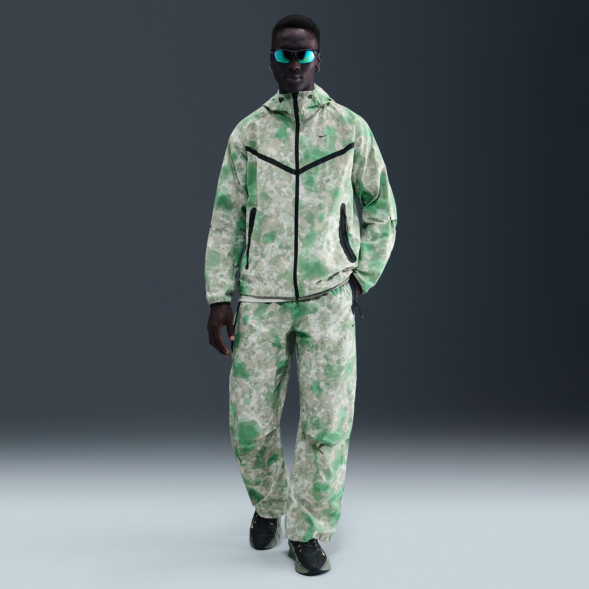 Nike Men's Tech Woven Oversized Allover Print Pants product image