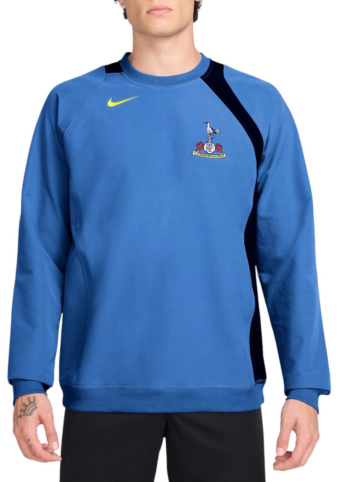 Nike Men's Tottenham 2025 Light Blue 3rd T90 Crewneck Sweatshirt product image