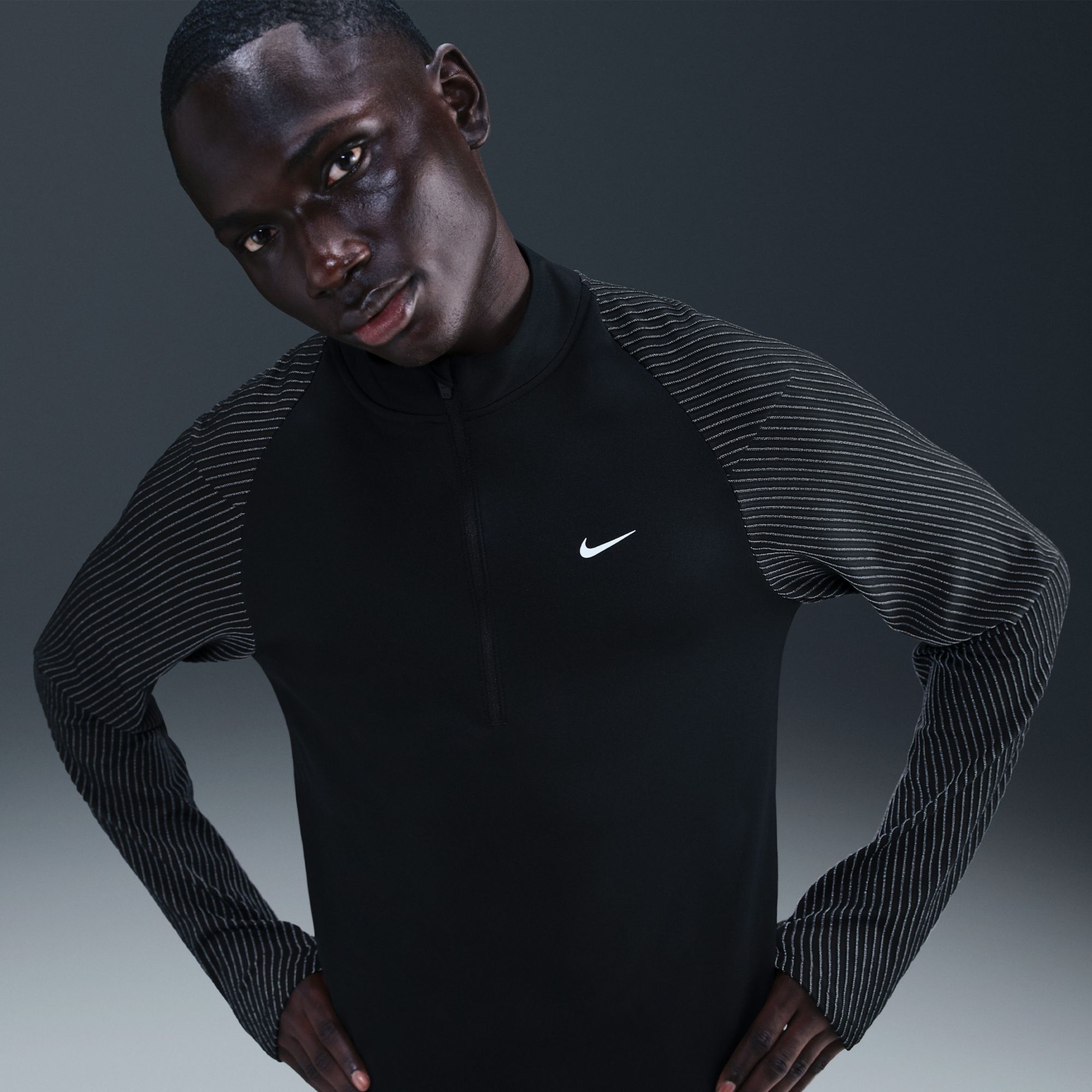 Nike Men's Dri-FIT Reflect 1/2 Zip Shirt product image