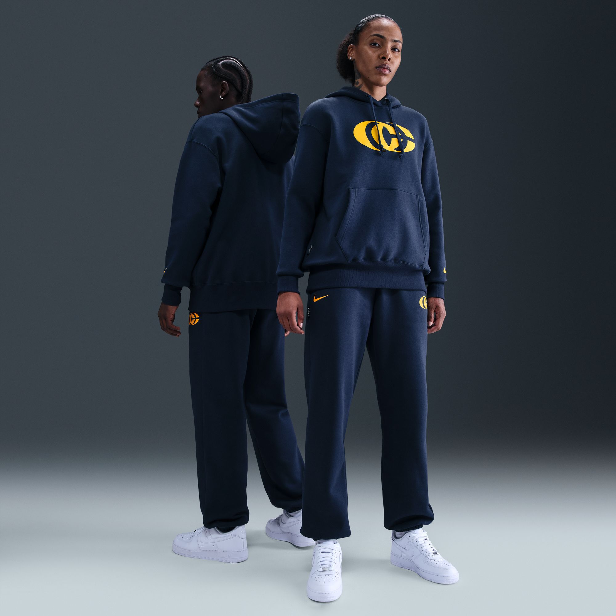 Nike Caitlin Clark Basketball Phoenix Fleece Pants product image