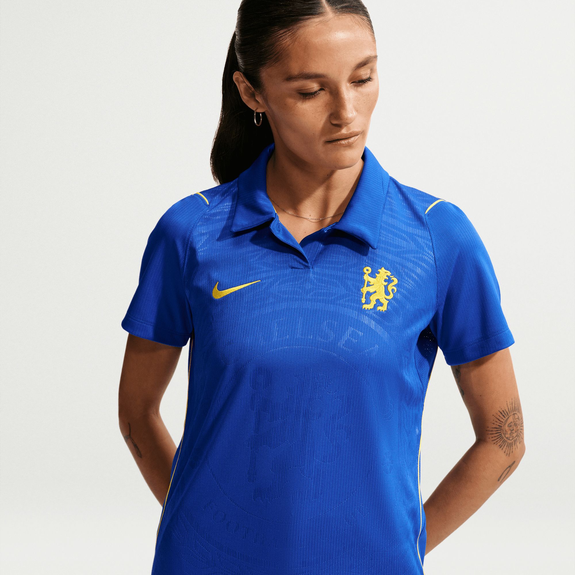 Nike Women's Chelsea FC 2026 Home Replica Jersey | Dick's Sporting