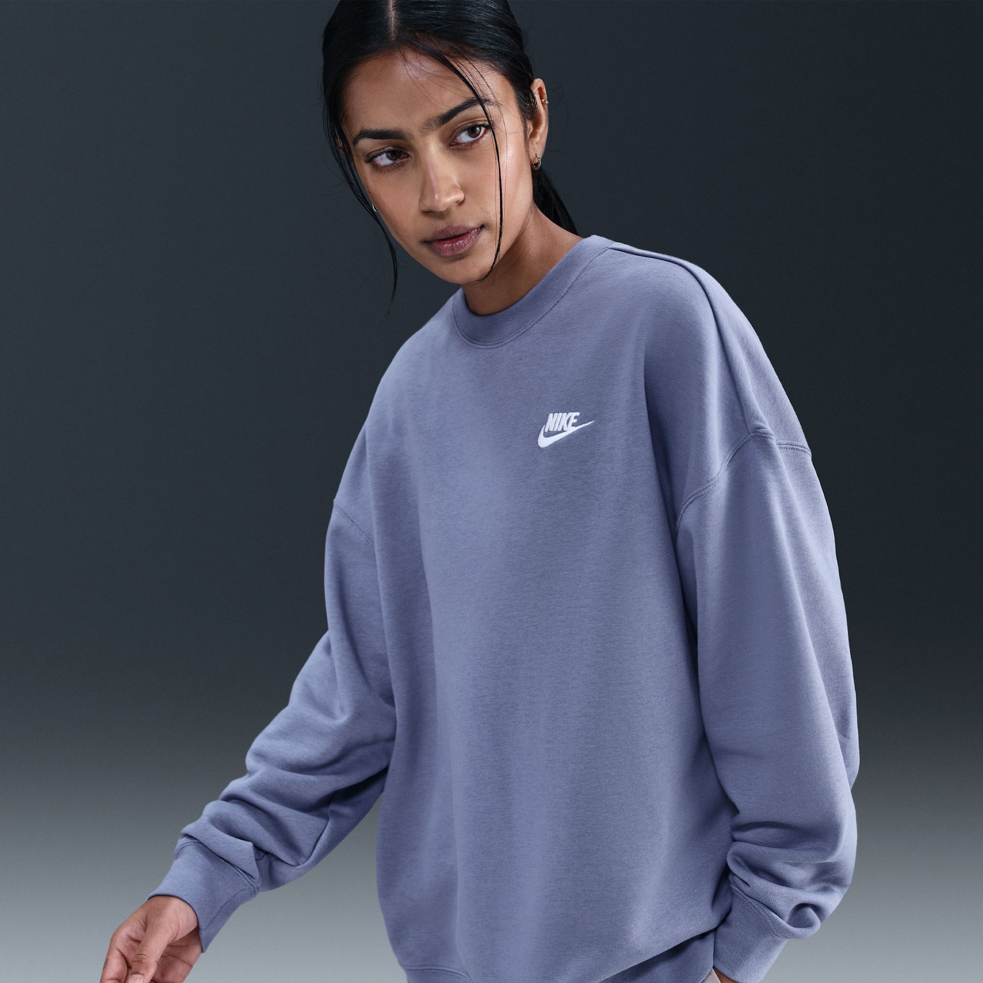 Nike Women's Sportswear Club Fleece Loose Crew-Neck Sweatshirt product image