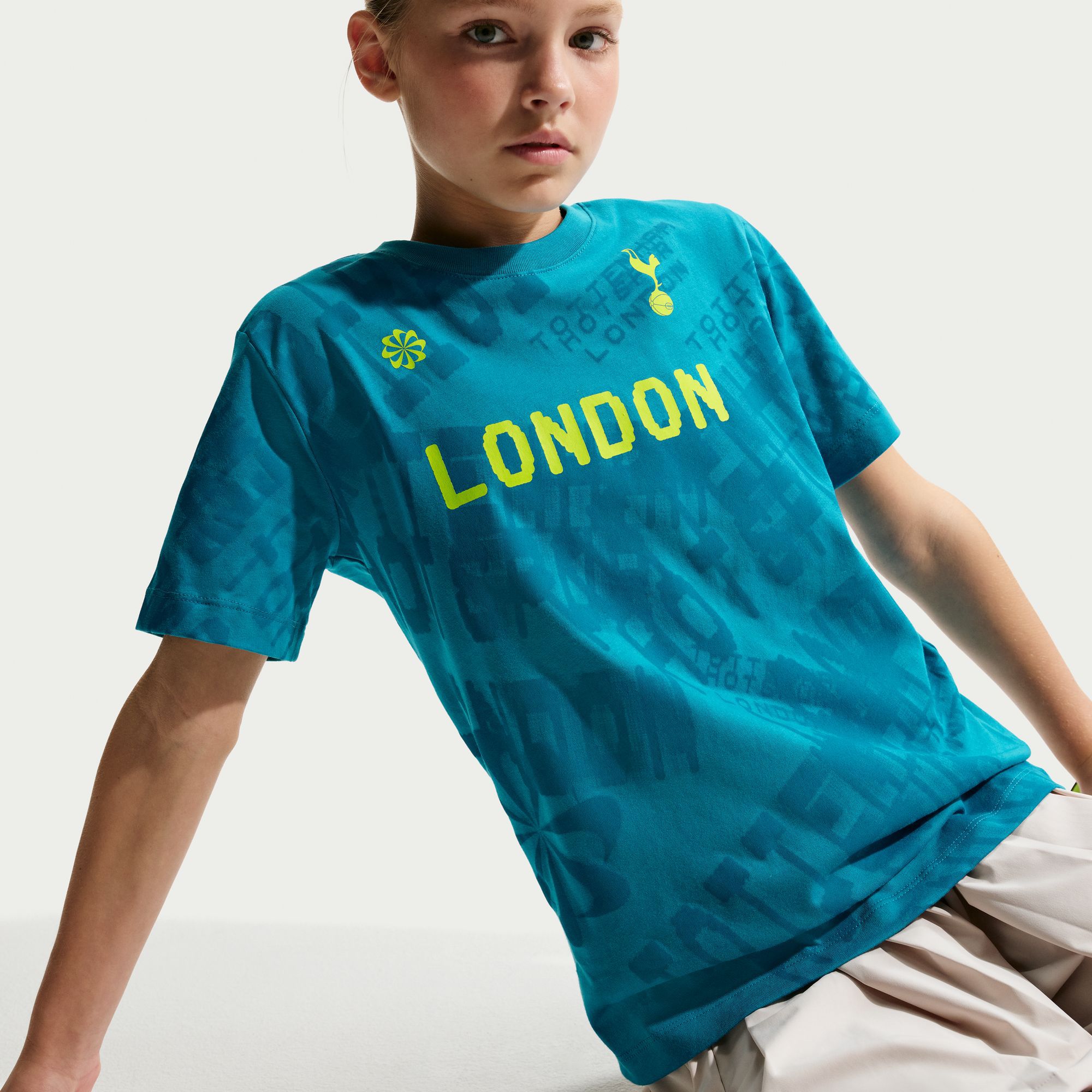Nike Youth Tottenham Hotspur Teal 2025 Graphic T-Shirt product image