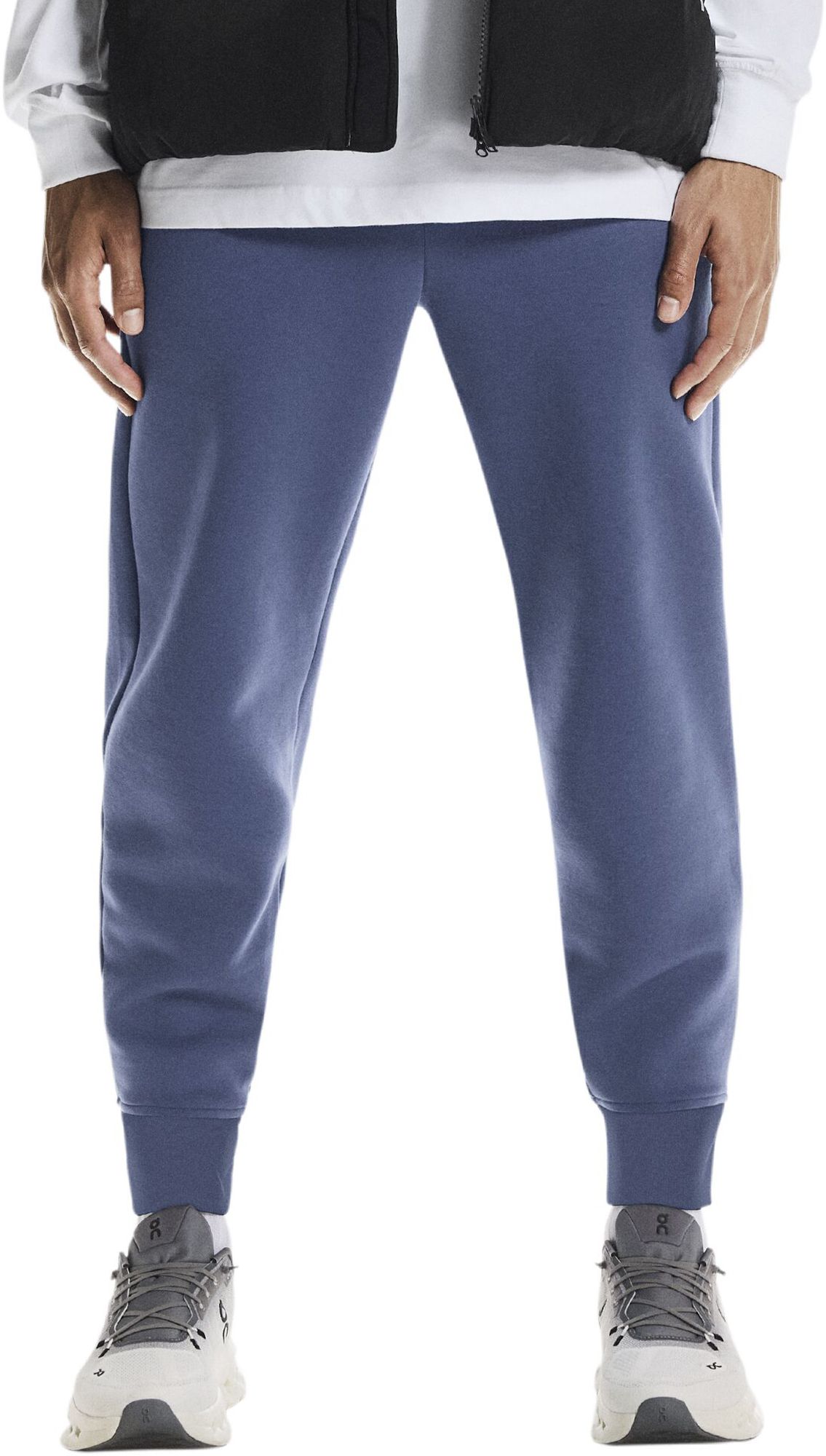 On Men's Focus Tech Sweatpants product image
