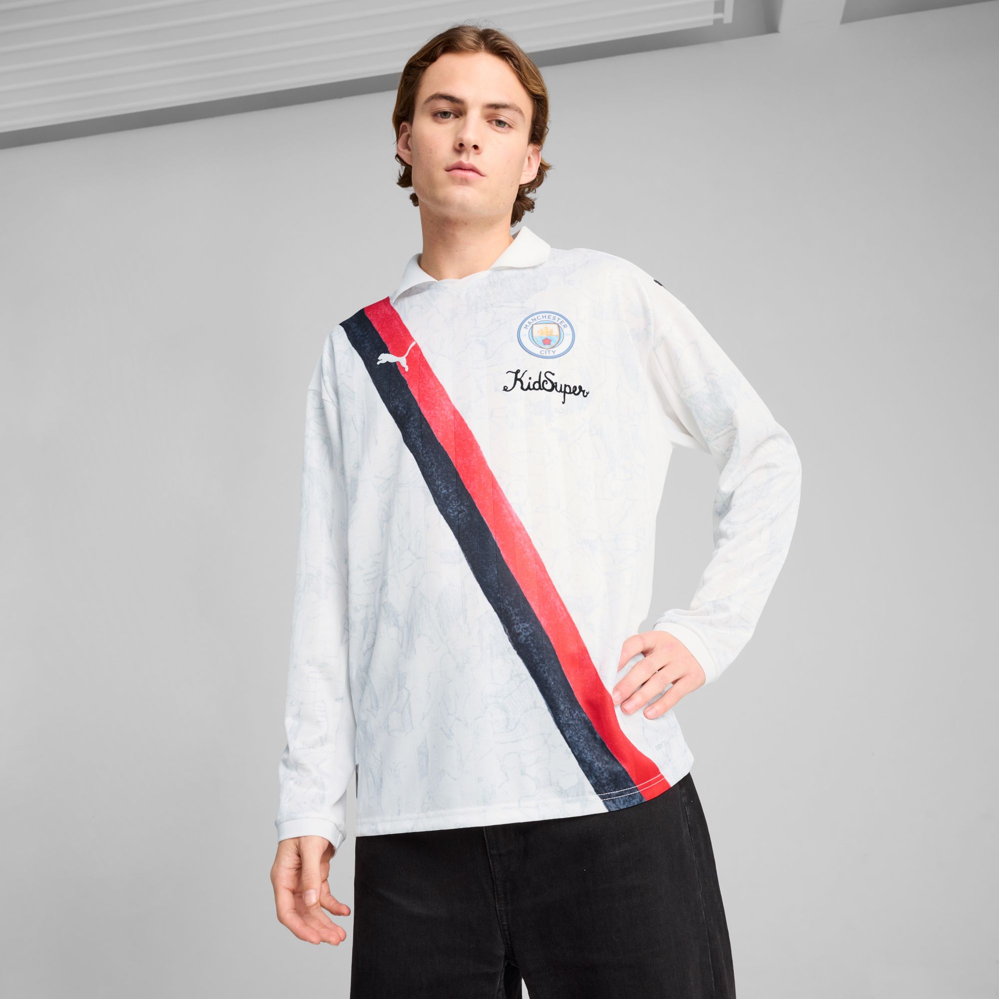 PUMA Adult Manchester City 2025 White KidSuper Home Replica Long Sleeve Jersey product image