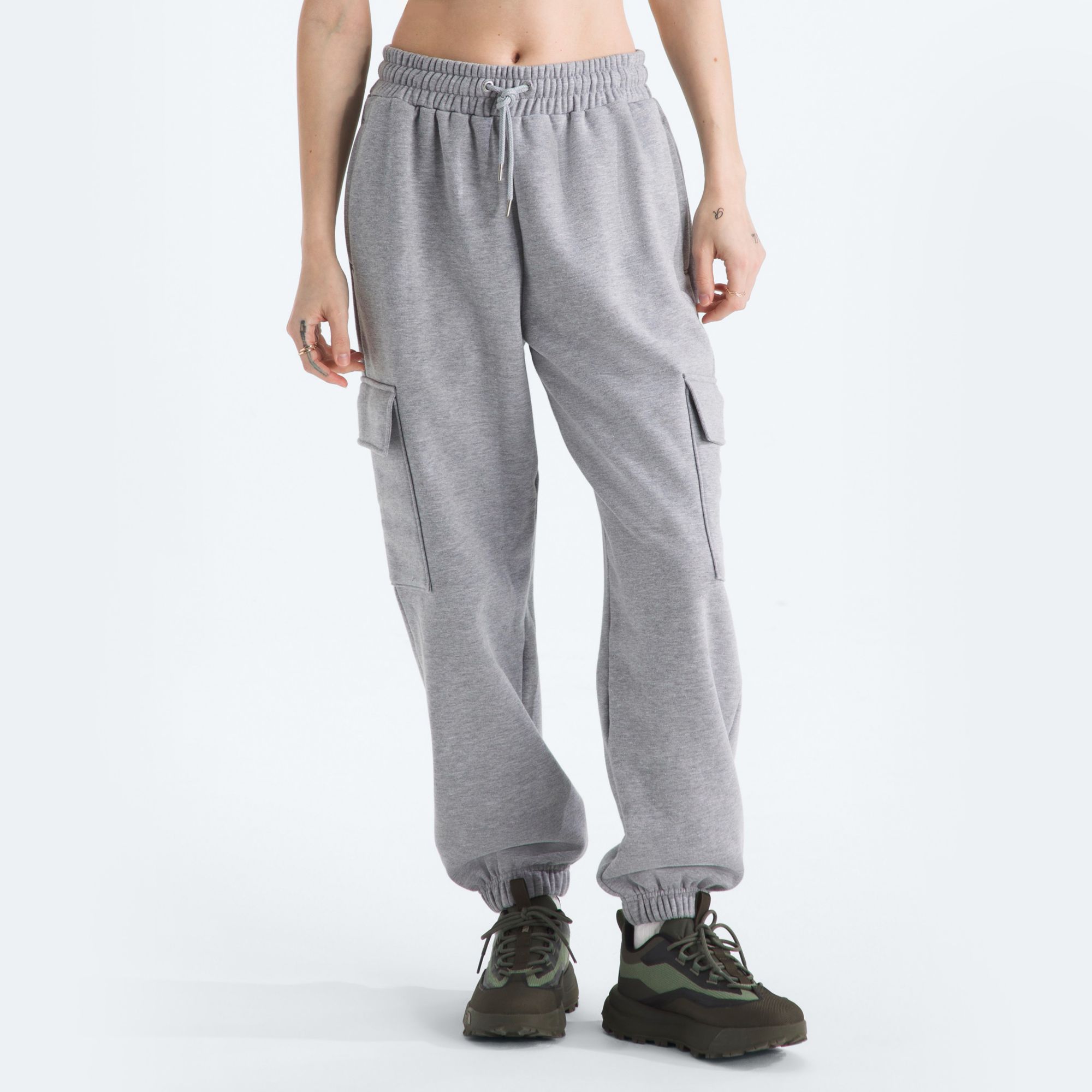 The North Face Women's Essential Cargo Joggers product image