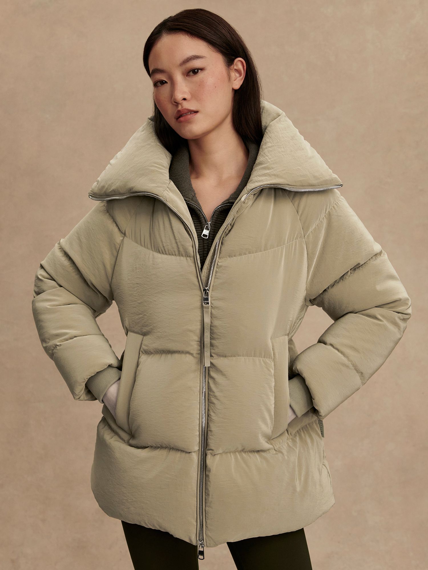 Varley Women's Valencia Down Puffer Coat Jacket product image