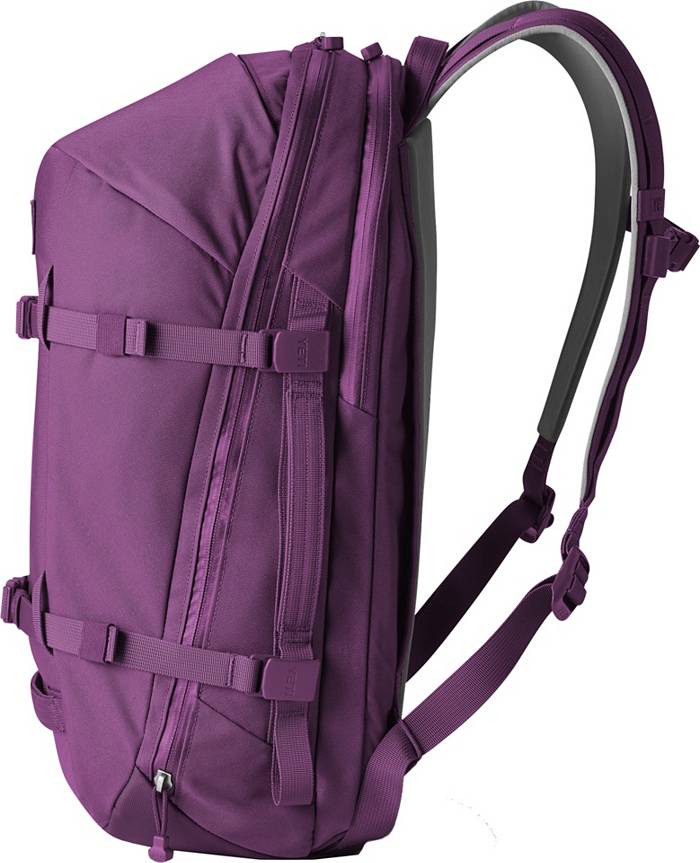 YETI Crossroads 27L Travel Backpack Bag BRAND NEW WITH BOX & TAGS Nordic  Purple