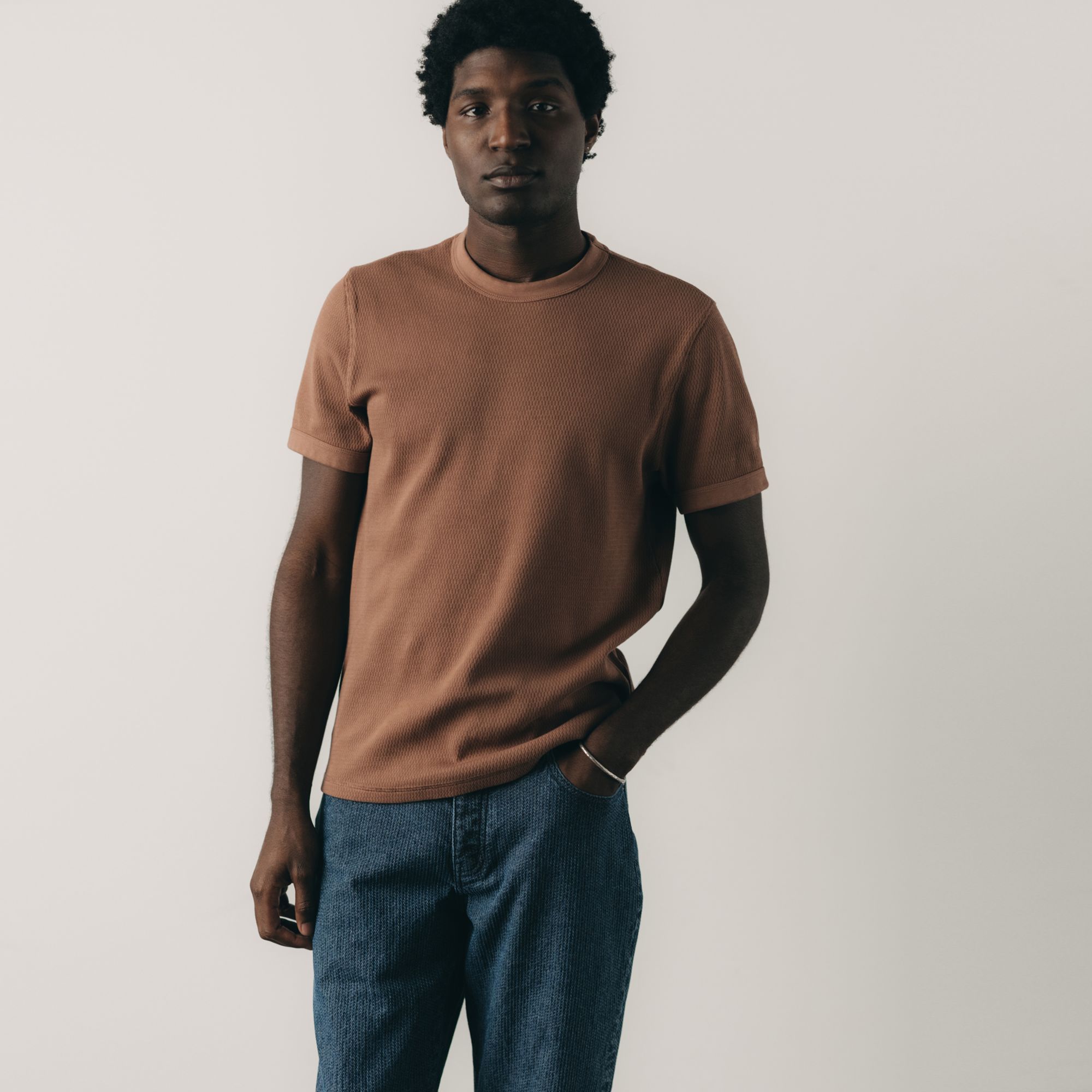 Taylor Stitch Men's Organic Cotton Short Sleeve T-Shirt product image