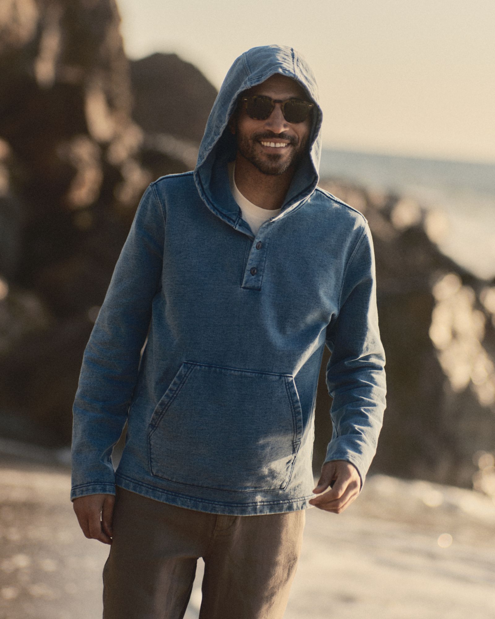 Taylor Stitch Men's Baja Pullover product image