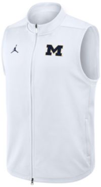 米軍 ユニホーム Jordan Men's Michigan Wolverines Victory Full-Zip Vest | Dick's