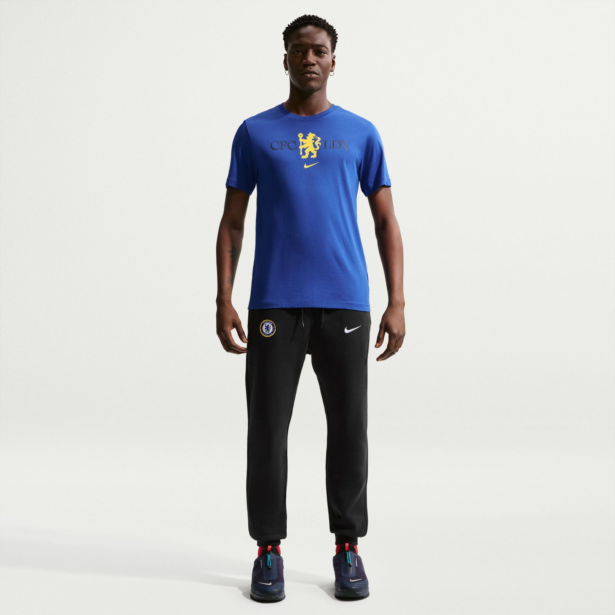 Nike Adult Chelsea FC Blue 2026 Pants | Dick's Sporting Goods