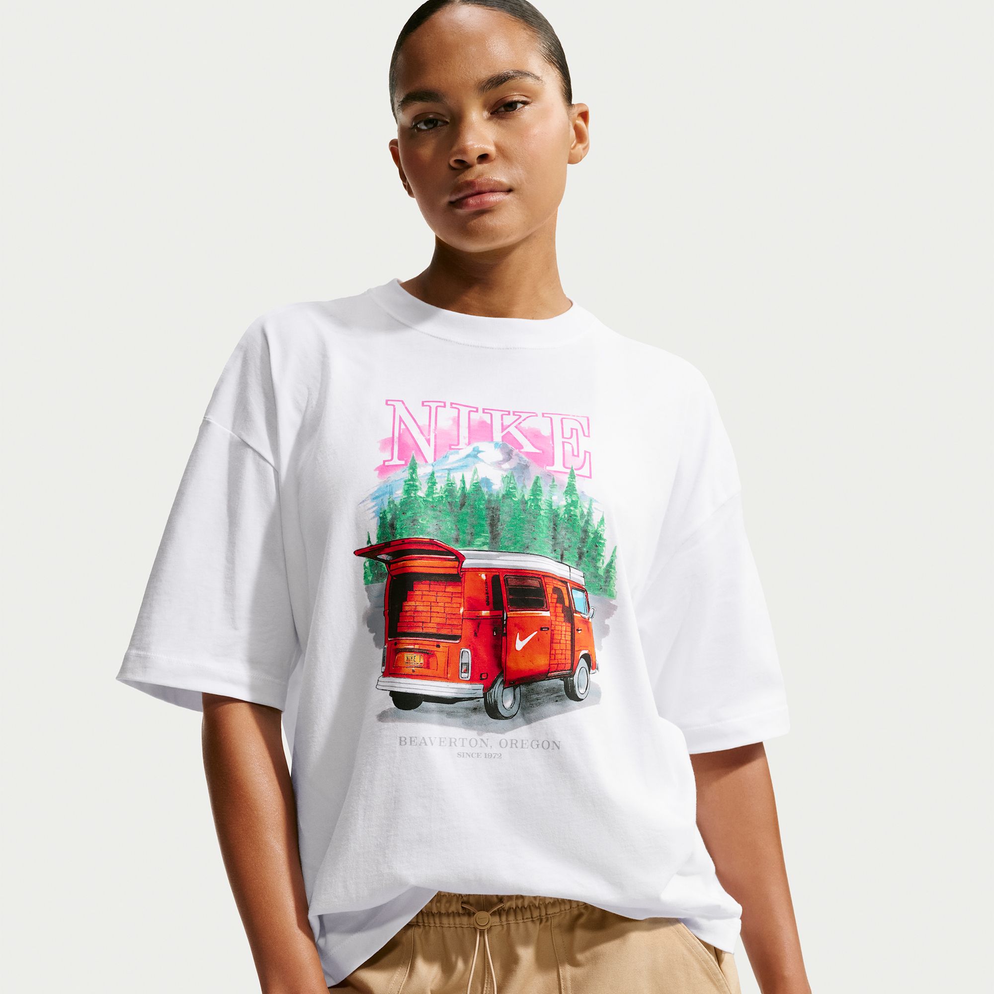 Nike Women's Sportswear Van Graphic Tee | Dick's Sporting Goods