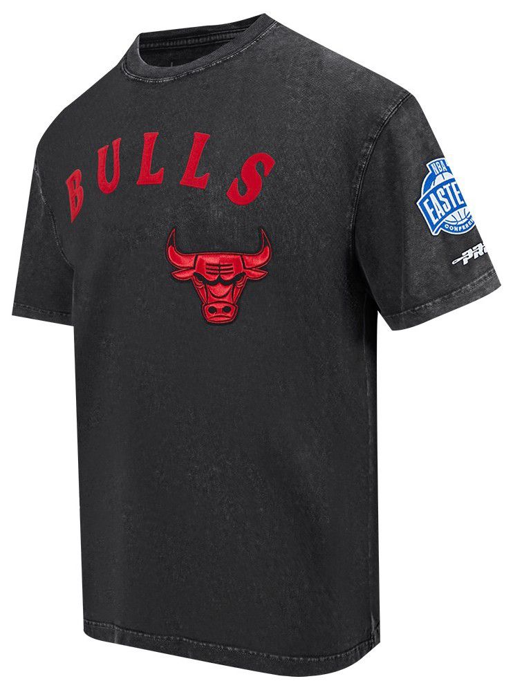 Pro Standard Men's Chicago Bulls Washed T-Shirt | Dick's Sporting