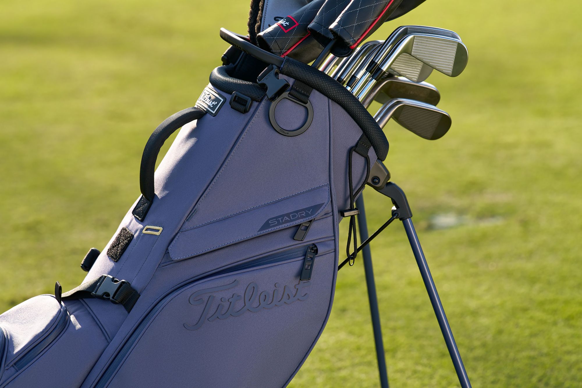 Titleist StaDry Limited Edition Golden Hour Golf Bag product image