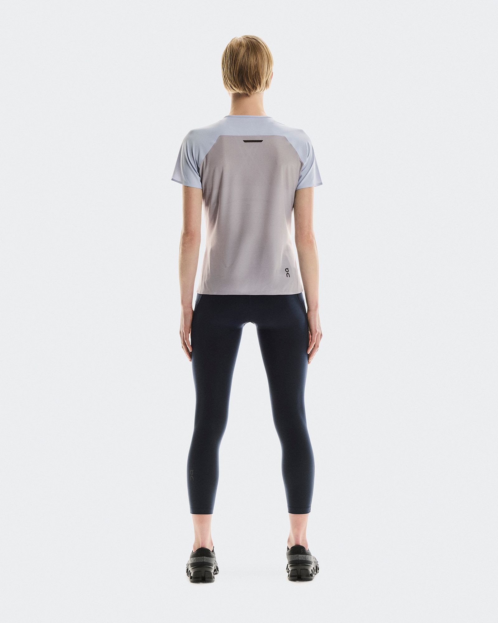 On Women's Performance Tights 7/8 product image