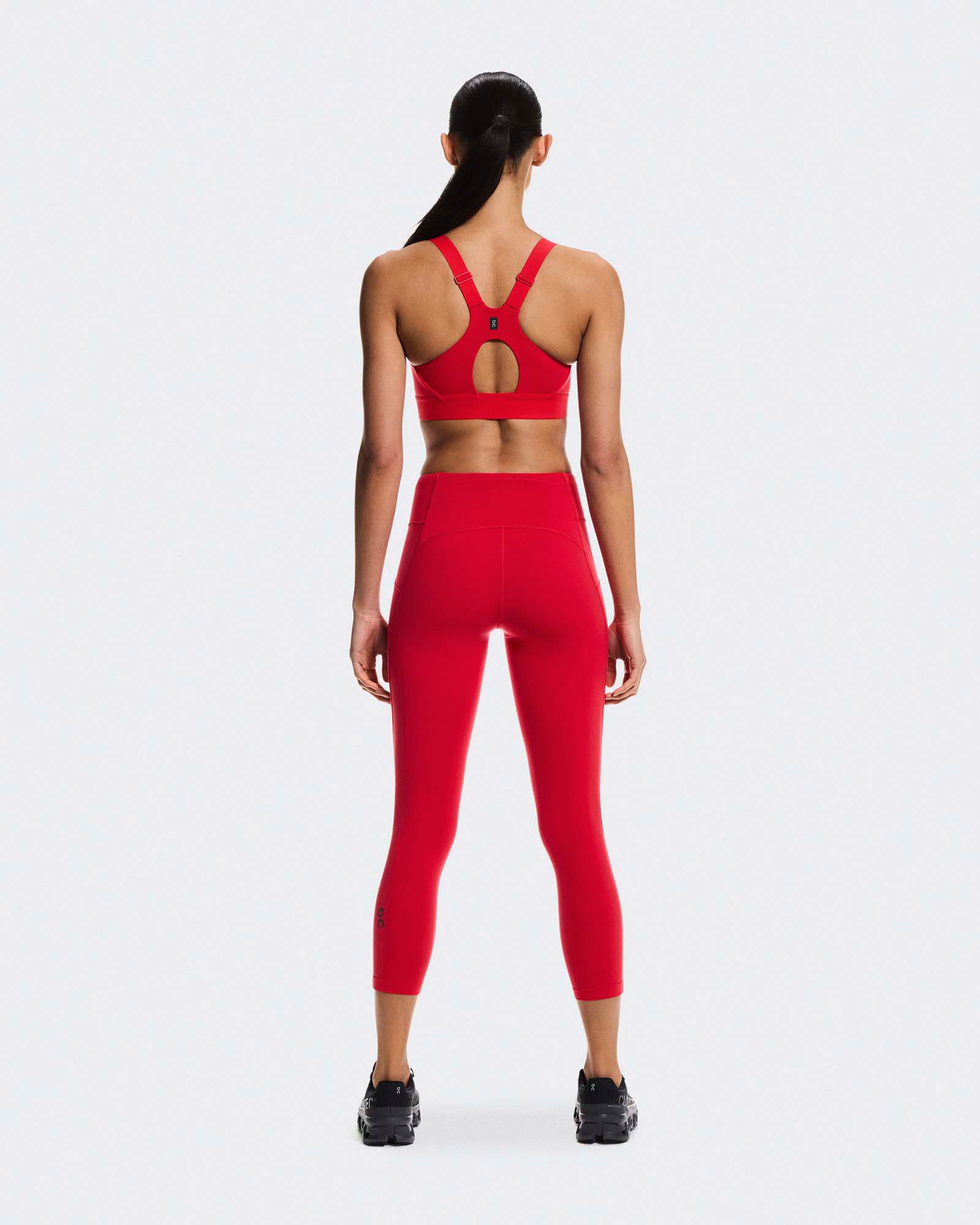 On Women's Performance Tights 7/8 product image