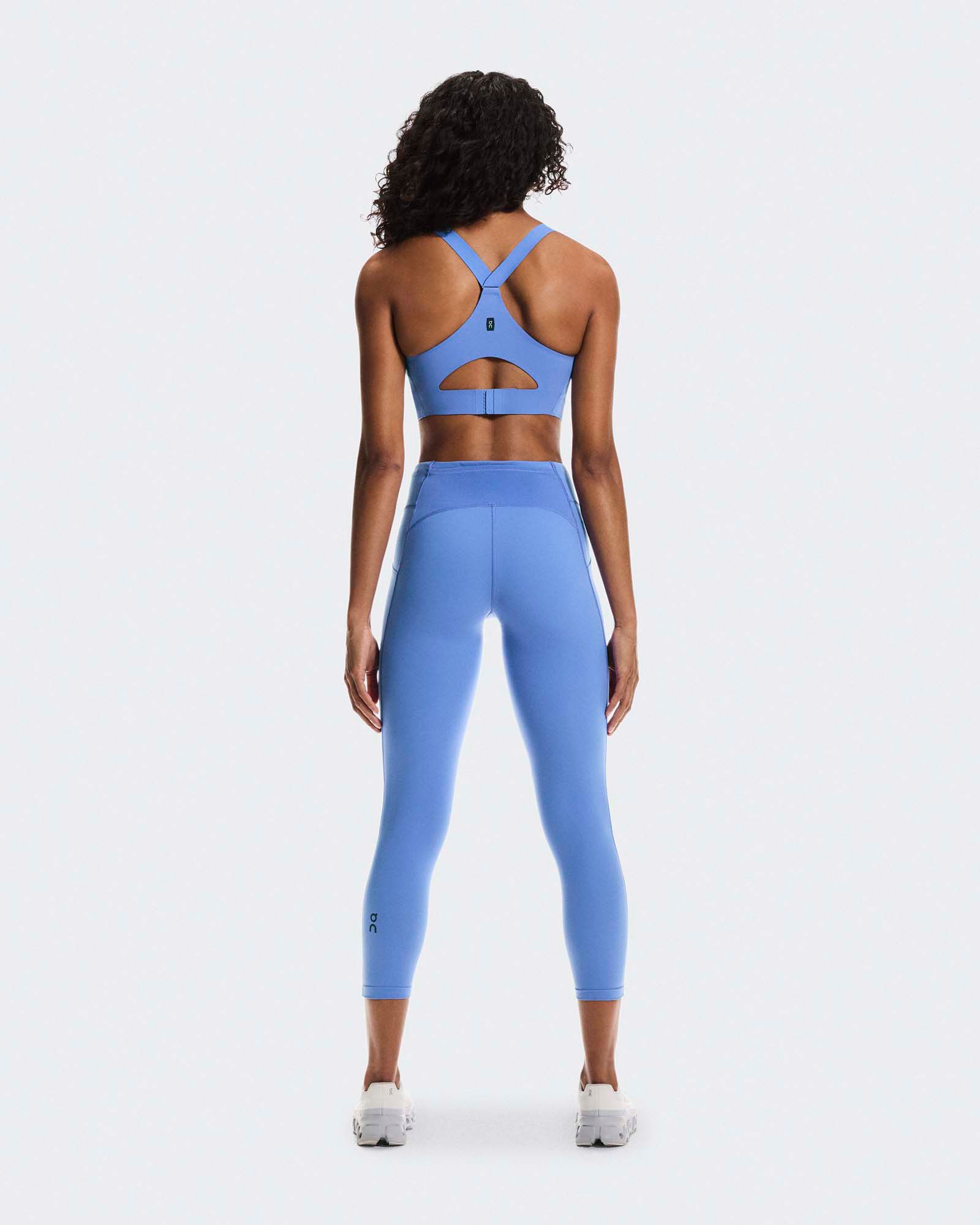 On Women's Performance Tights 7/8 product image