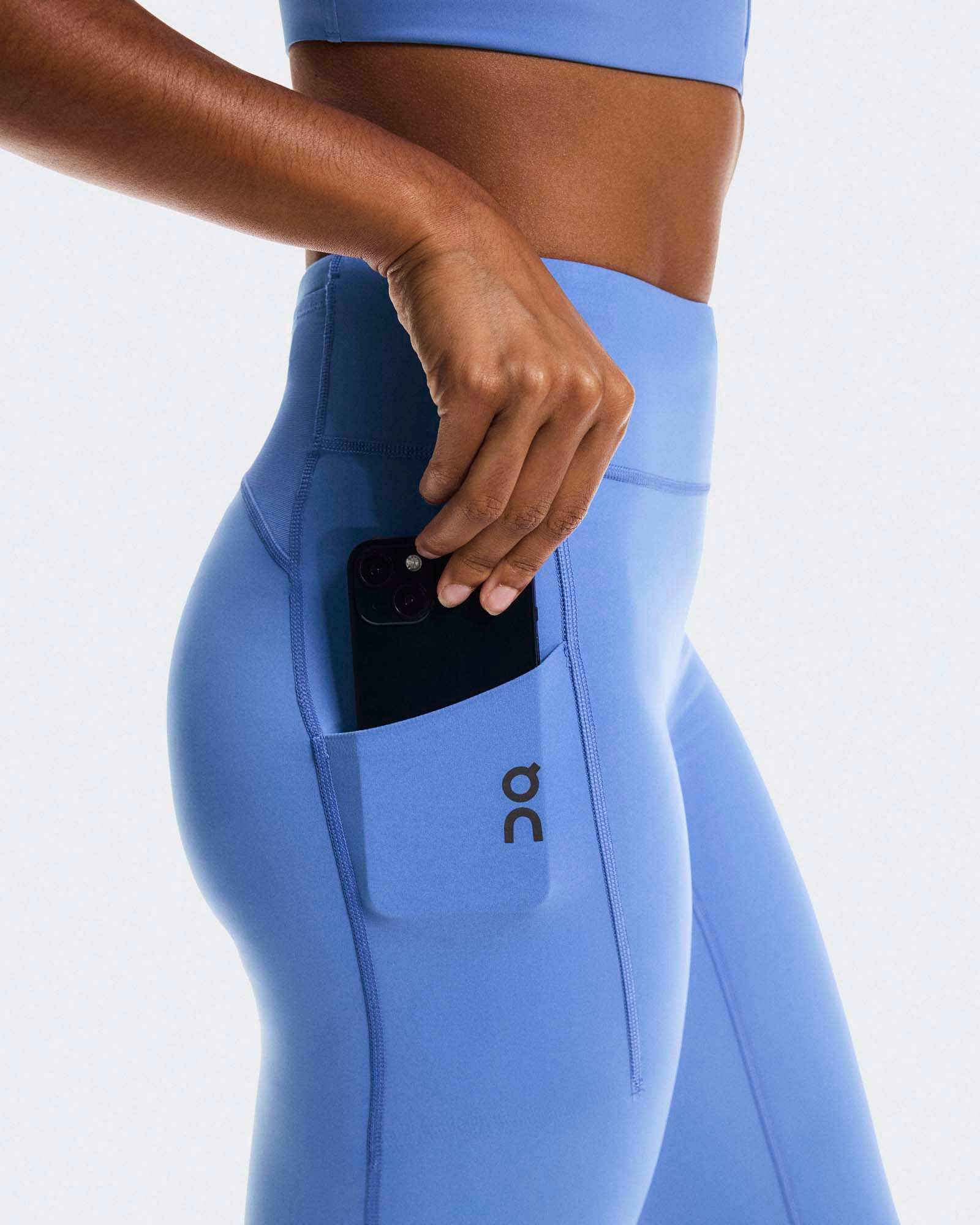 On Women's Performance Tights 7/8 product image