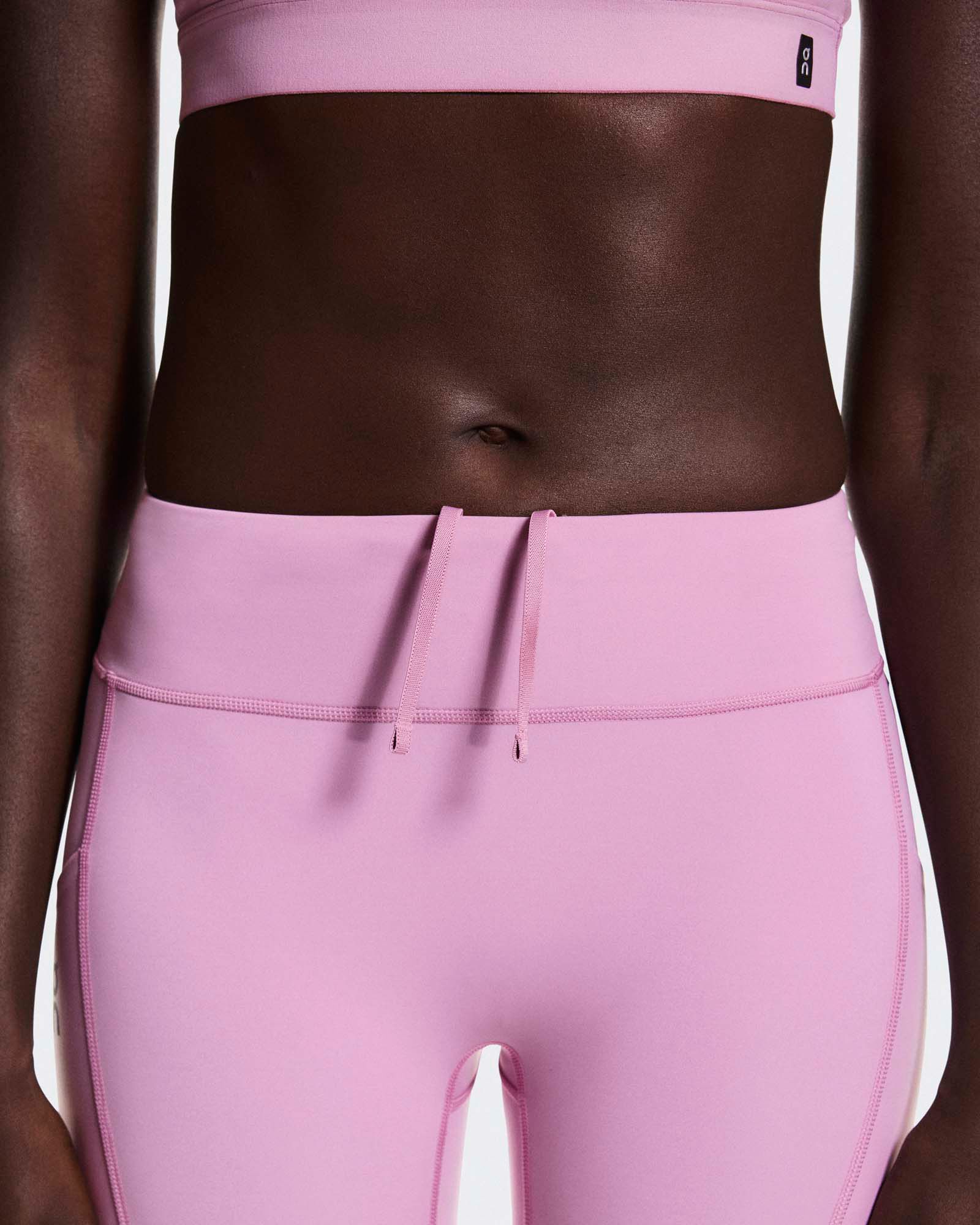 On Women's Performance Tights 7/8 product image