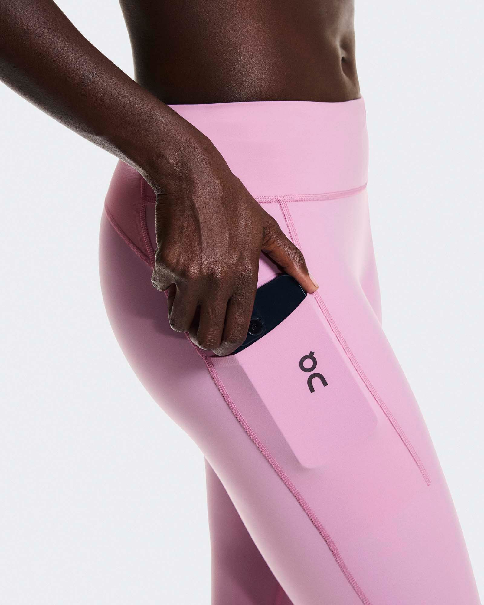 On Women's Performance Tights 7/8 product image