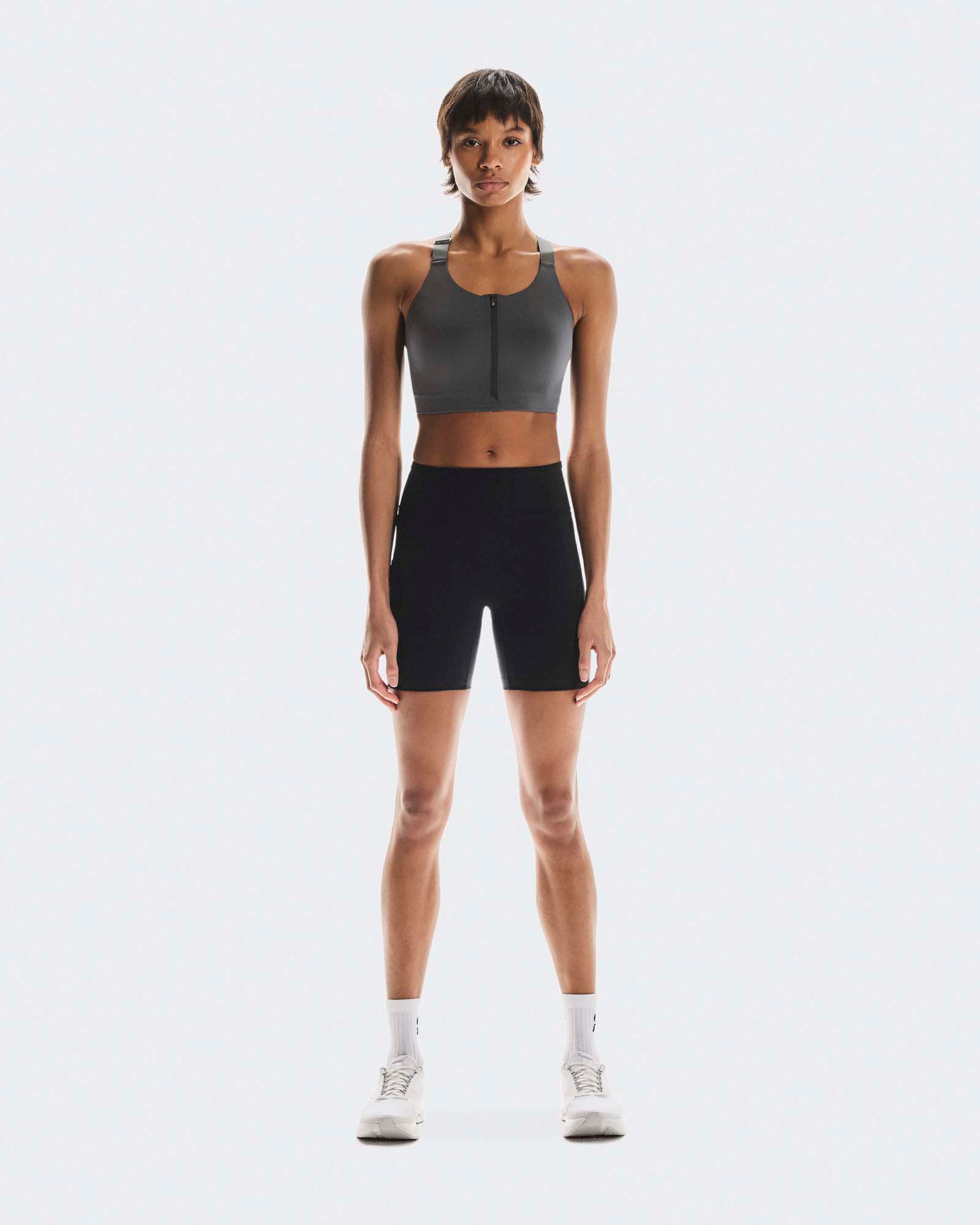 On Women's Performance Tights Short product image