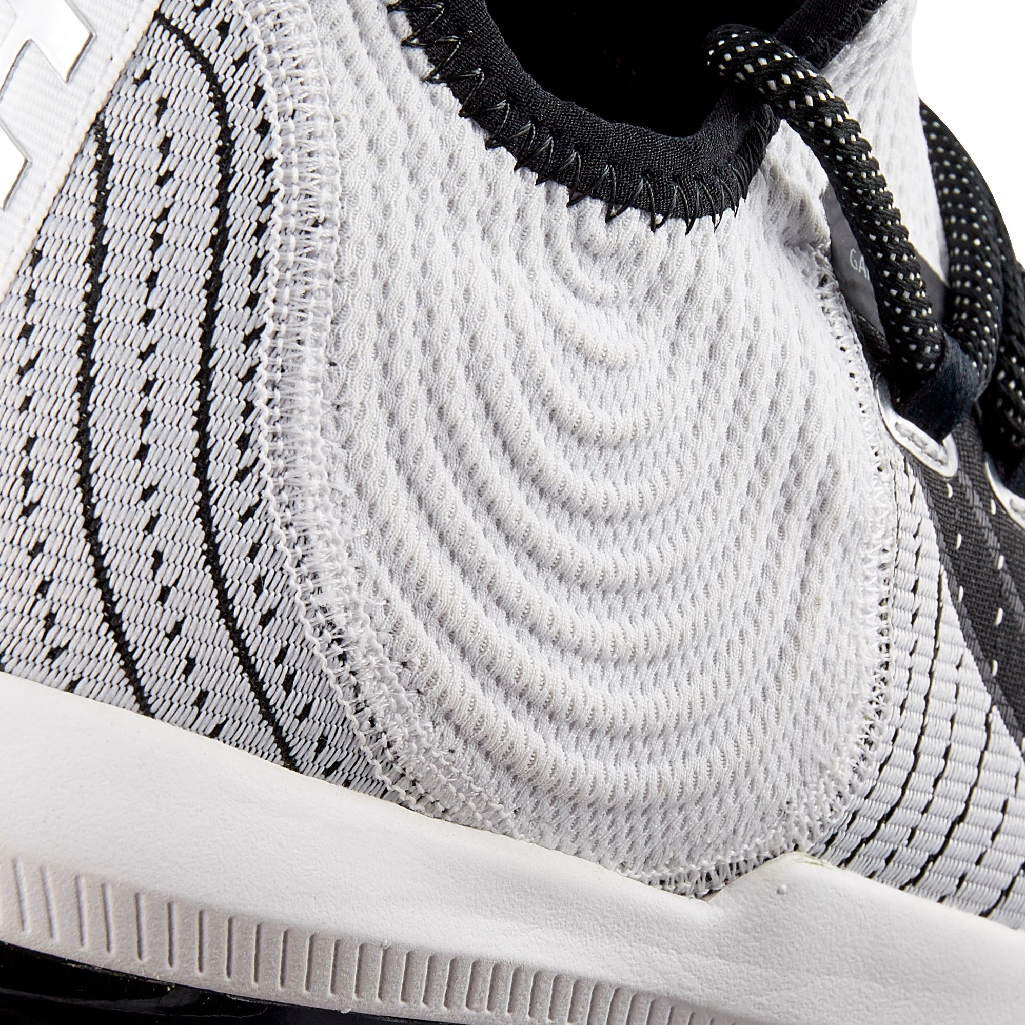 Under Armour Men's Harper 4 Metal Baseball Cleats product image