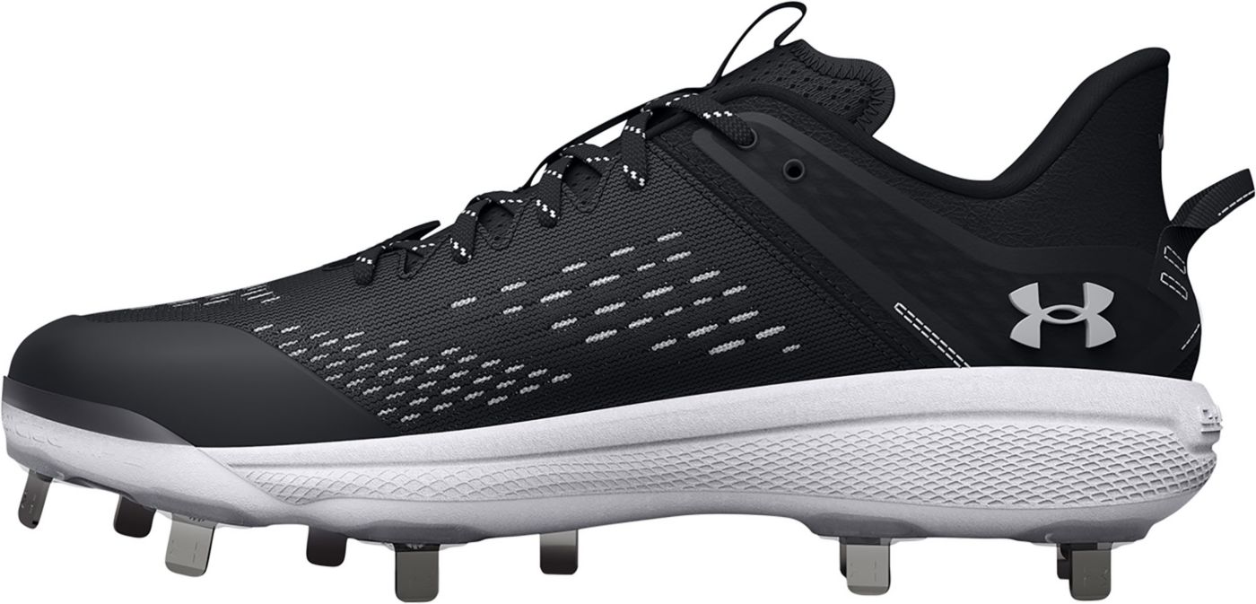 Men s Yard Low MT Baseball Cleats Black 13 Under Armour