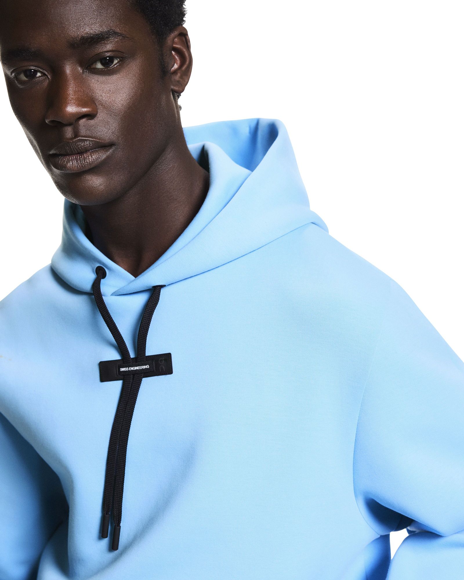 On Men's Focus Tech Hoodie product image