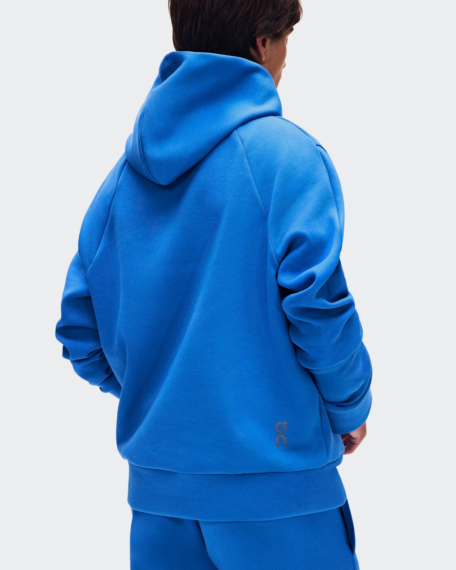 On Men's Focus Tech Hoodie product image
