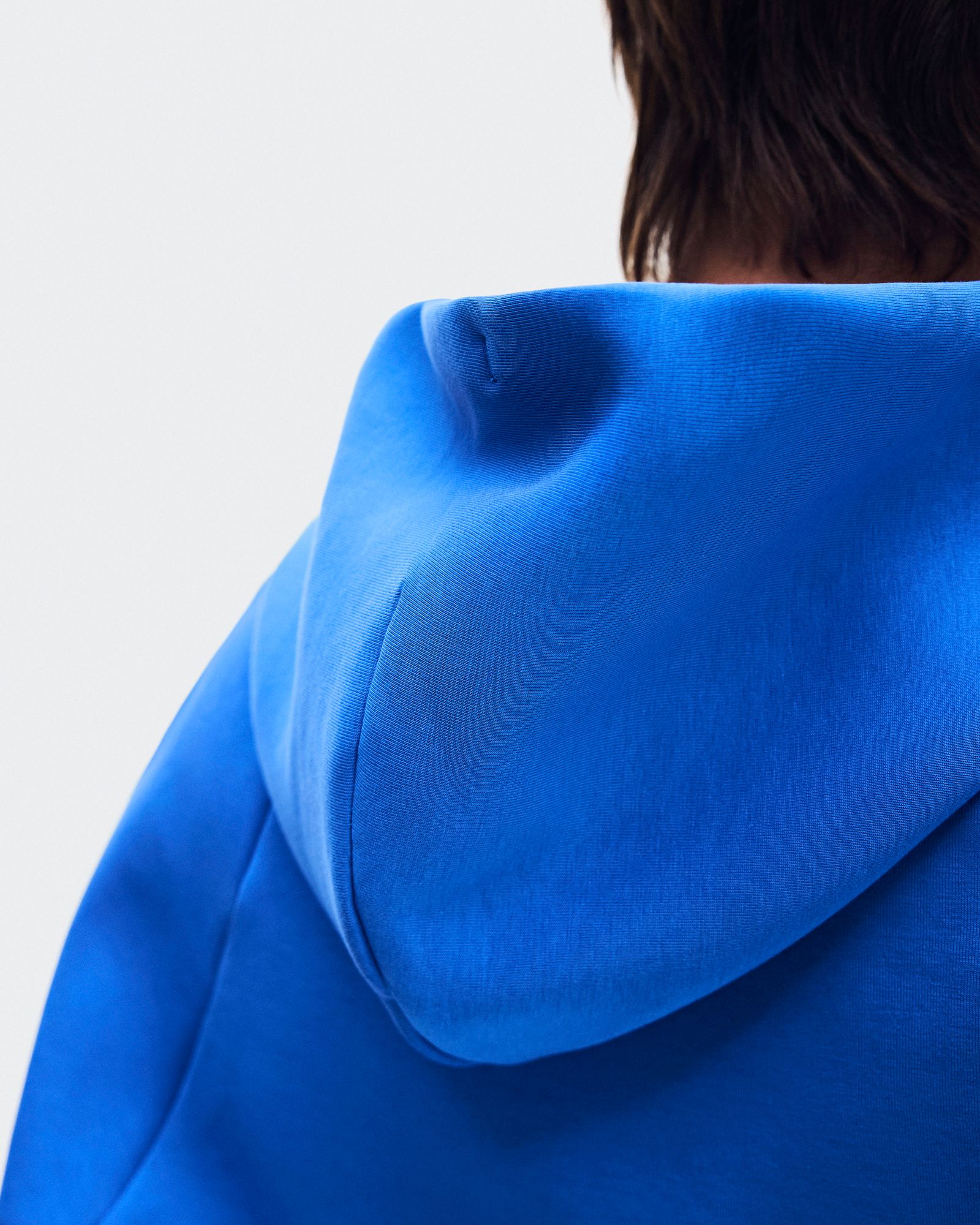 On Men's Focus Tech Hoodie product image