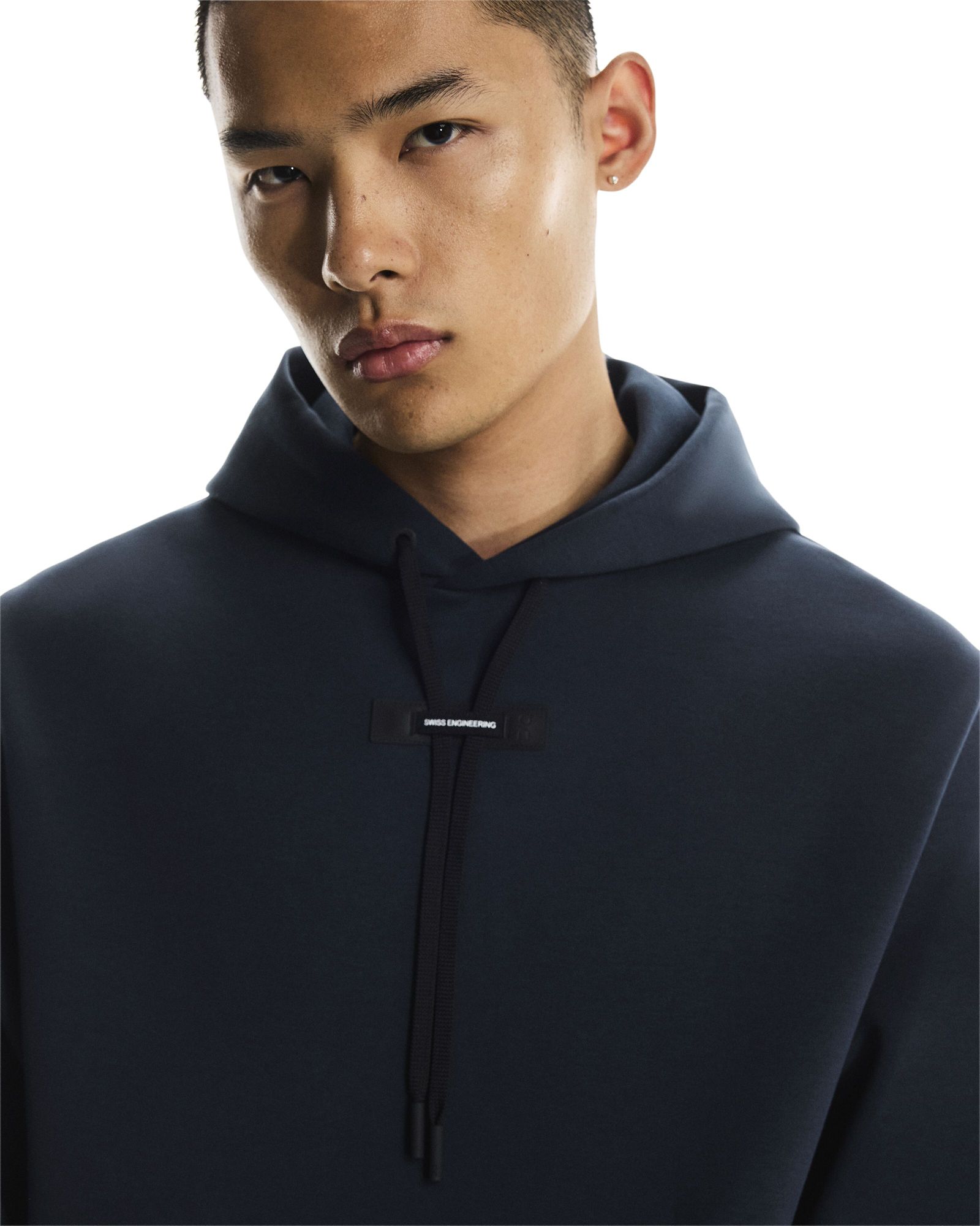 On Men's Focus Tech Hoodie product image