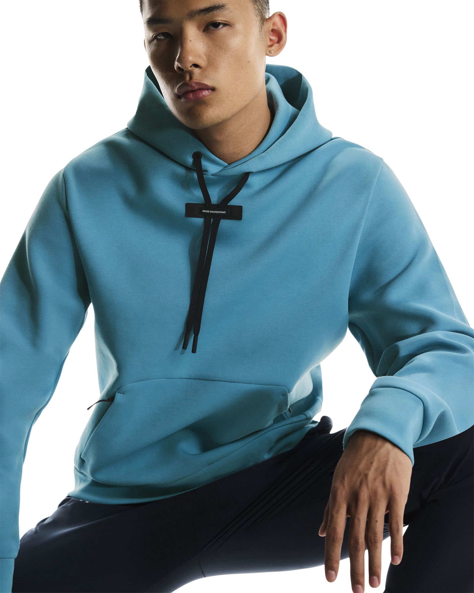 On Men's Focus Tech Hoodie product image