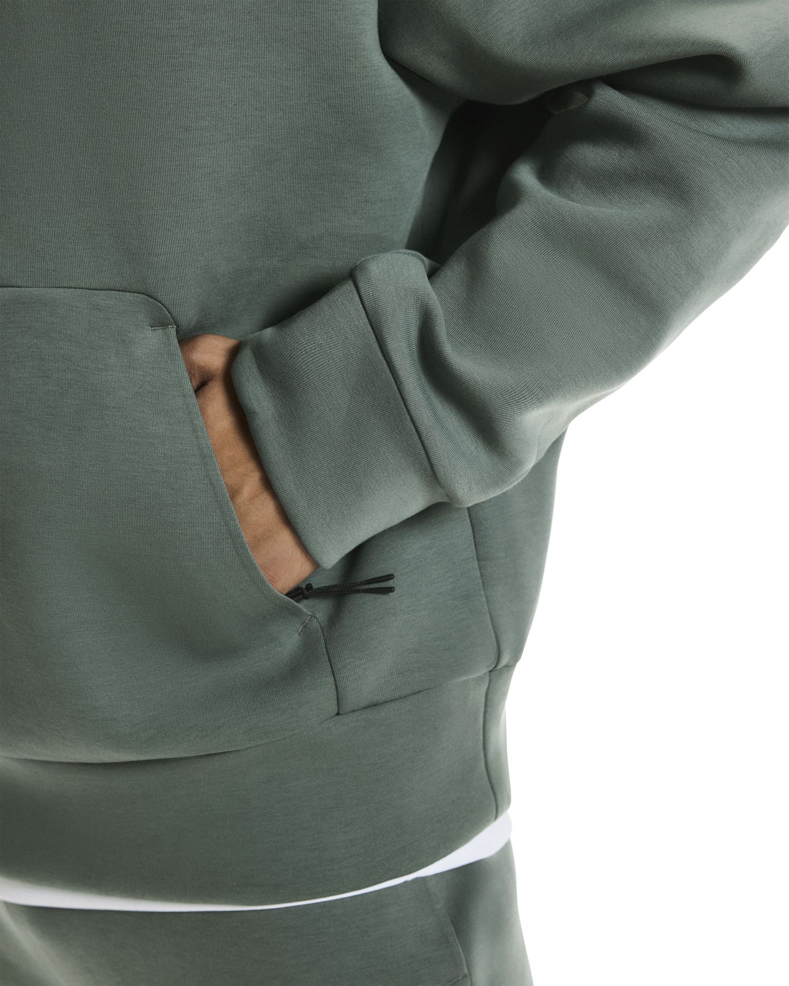 On Men's Focus Tech Hoodie product image