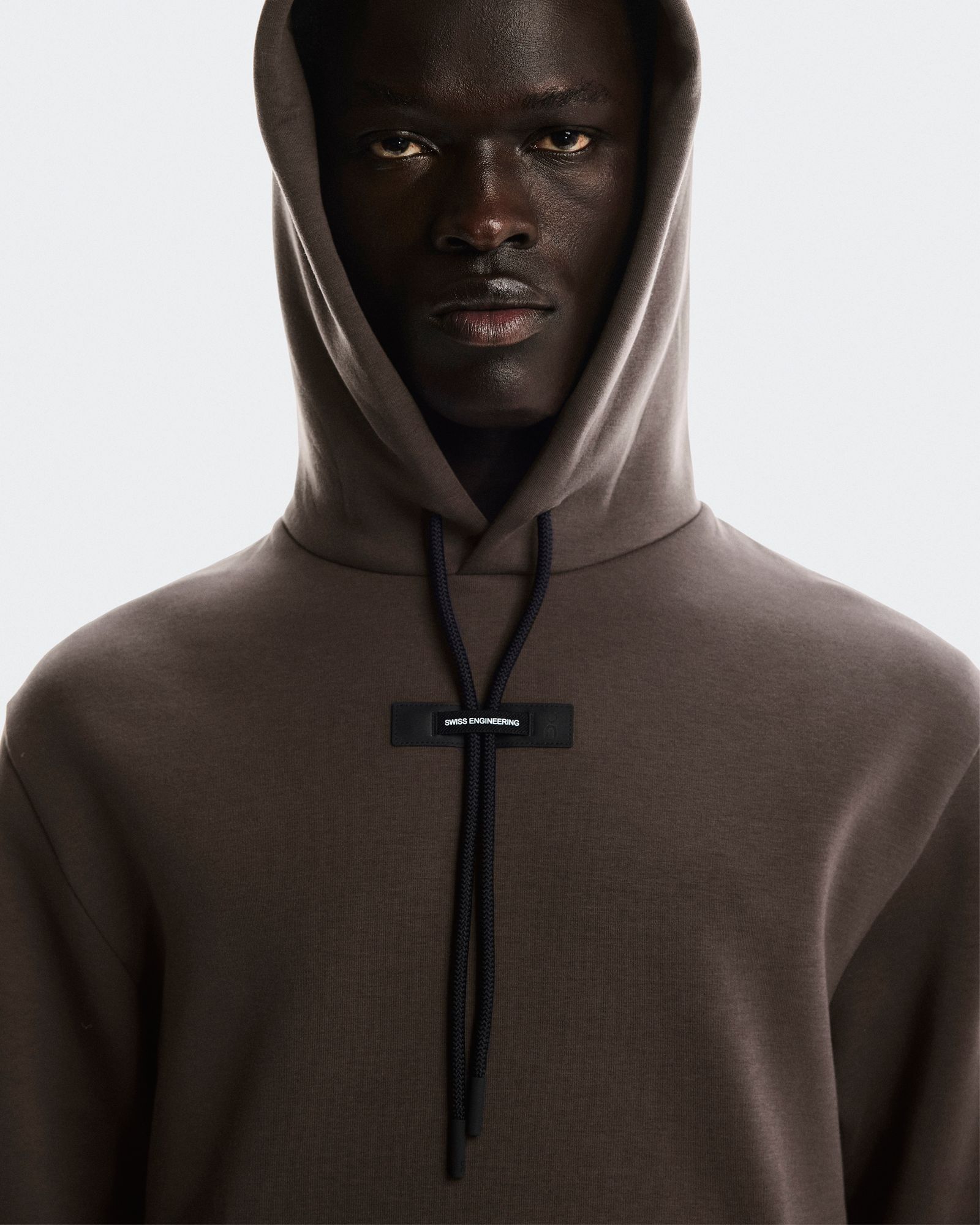 On Men's Focus Tech Hoodie product image