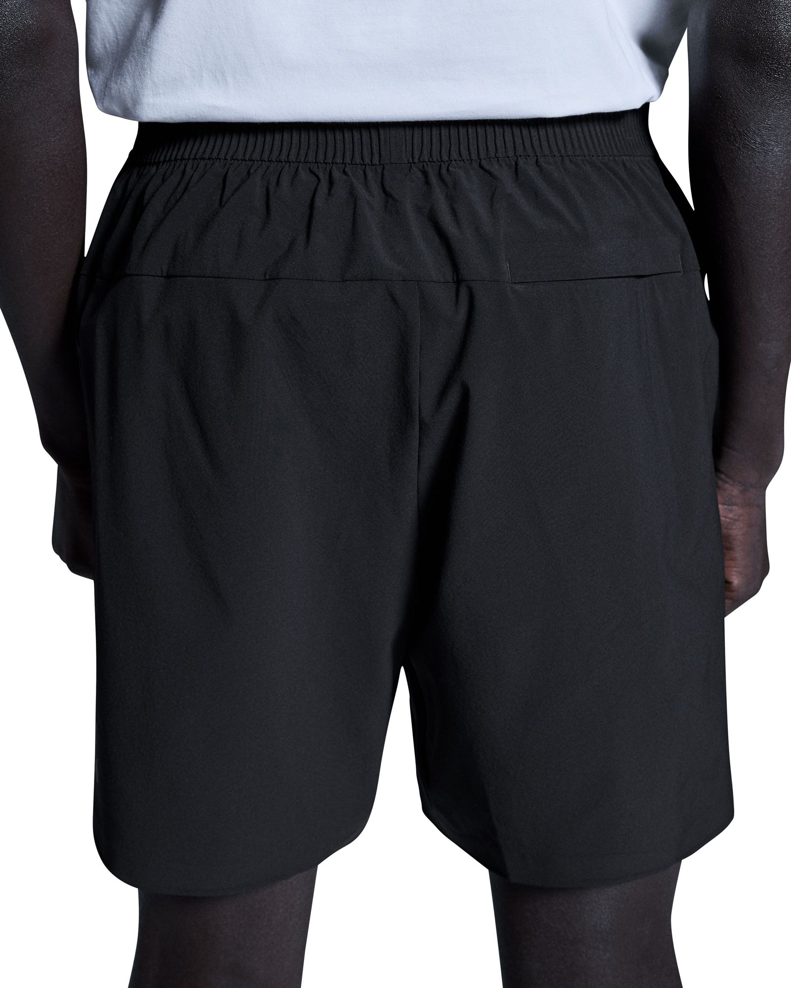 On Men's 25 Focus Shorts product image