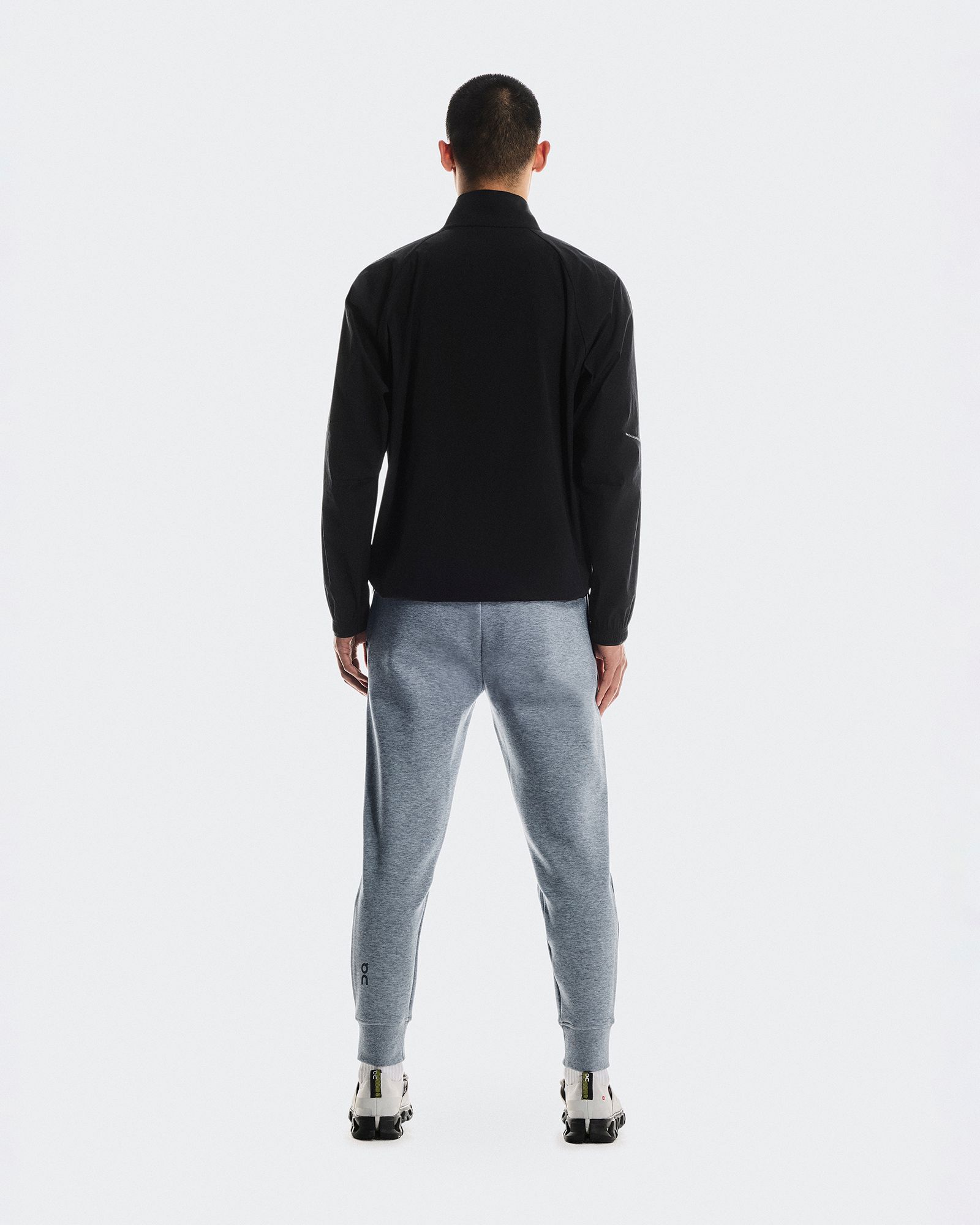 On Men's Focus Tech Sweatpants product image