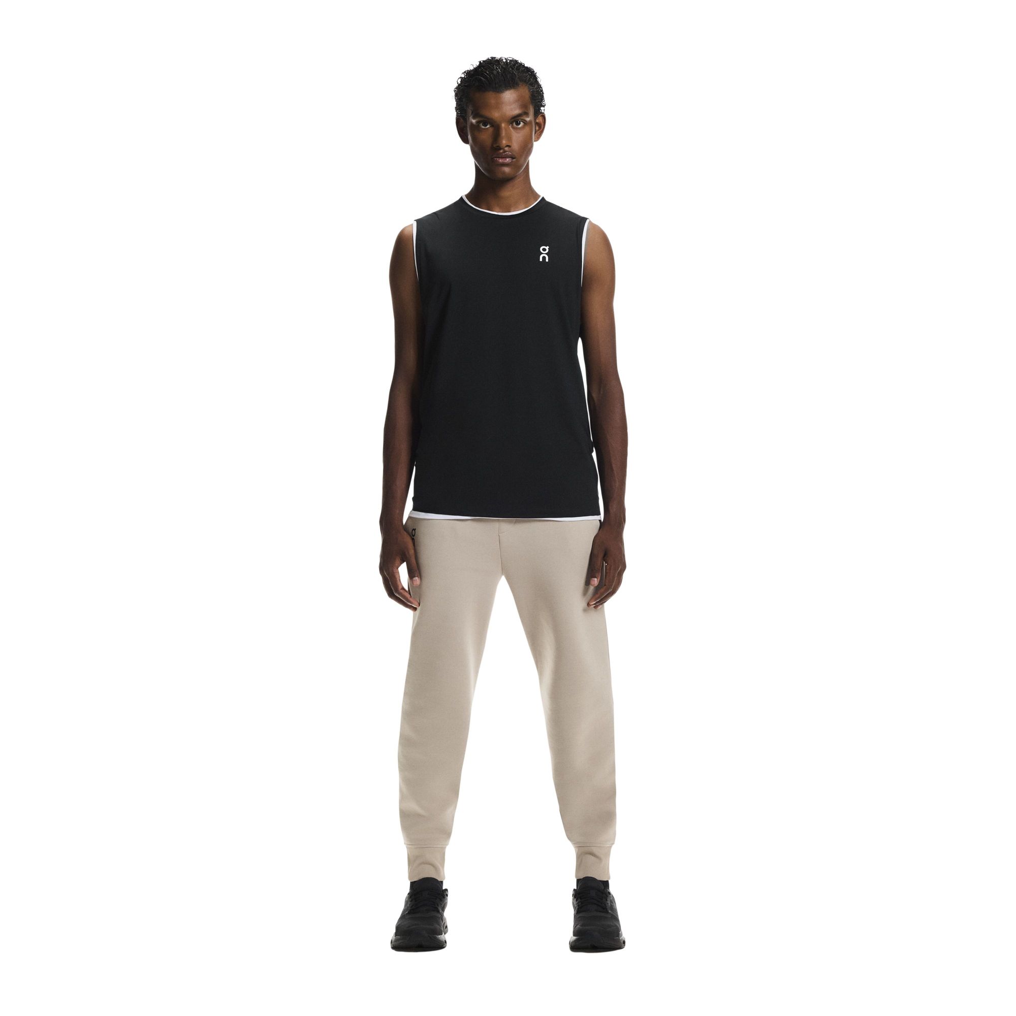 On Men's Focus Tech Sweatpants product image
